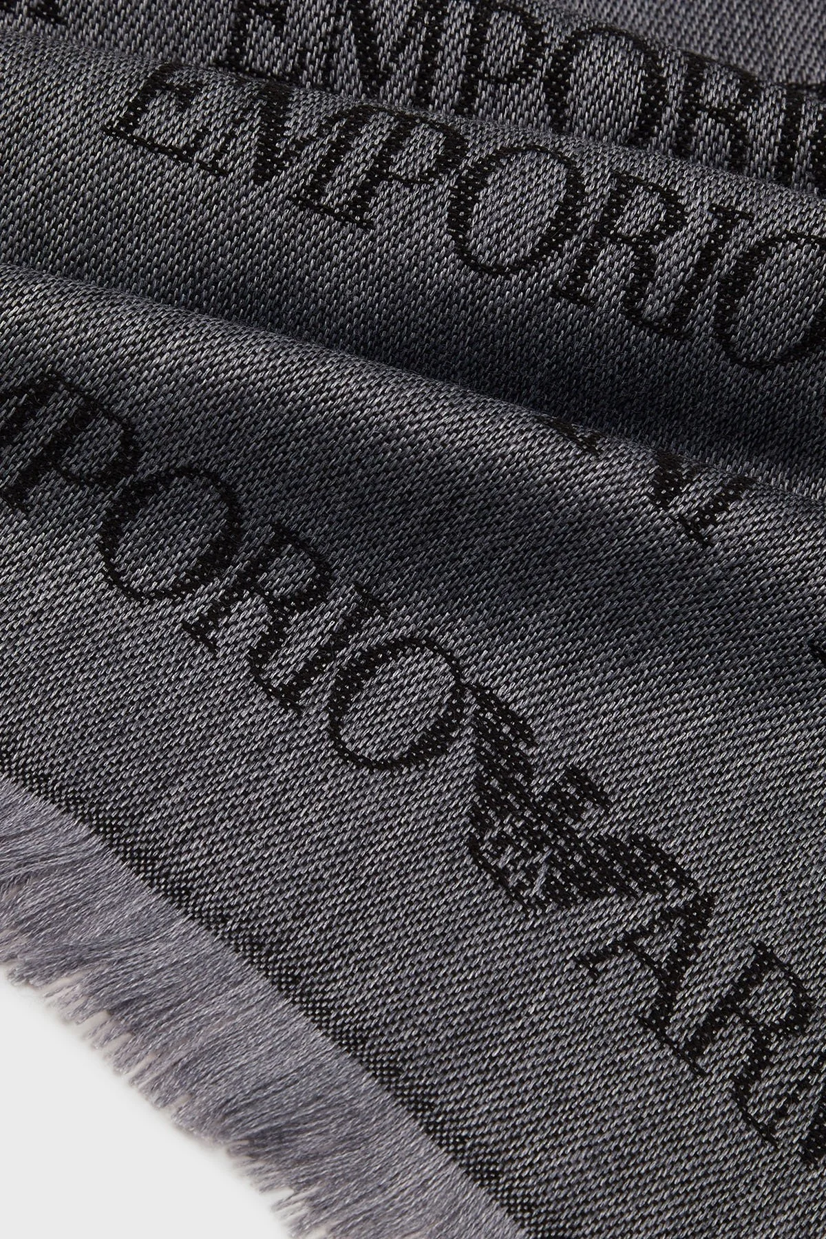 Emporio Armani Logolu 43 x 183 cm % 100 Yün Erkek Şal EM004238 AF21541 F7086 GRİ-SİYAH - 3