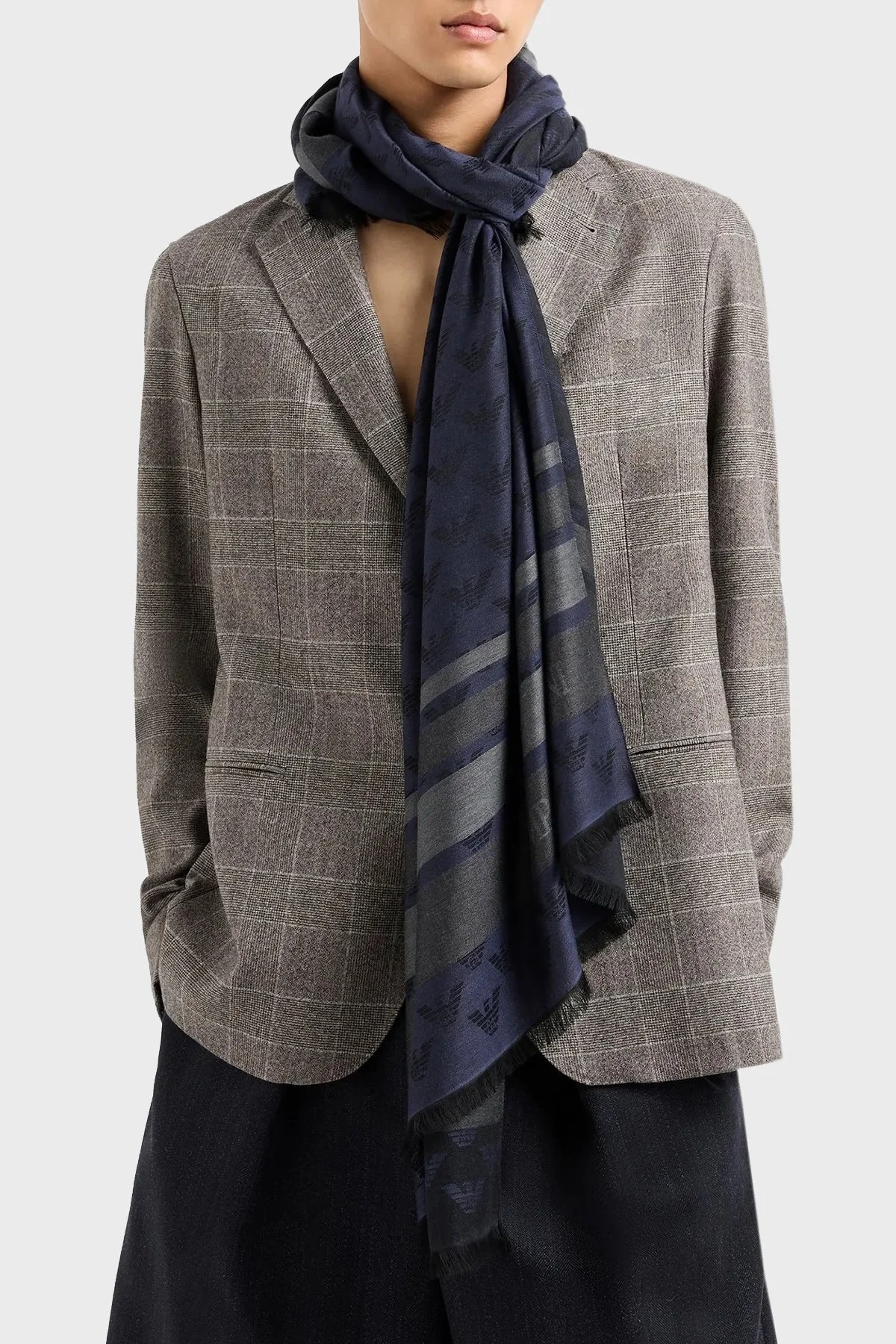 Emporio Armani Logolu 80 x 180 cm Erkek Şal 625256 4F383 00035 LACİVERT - 2