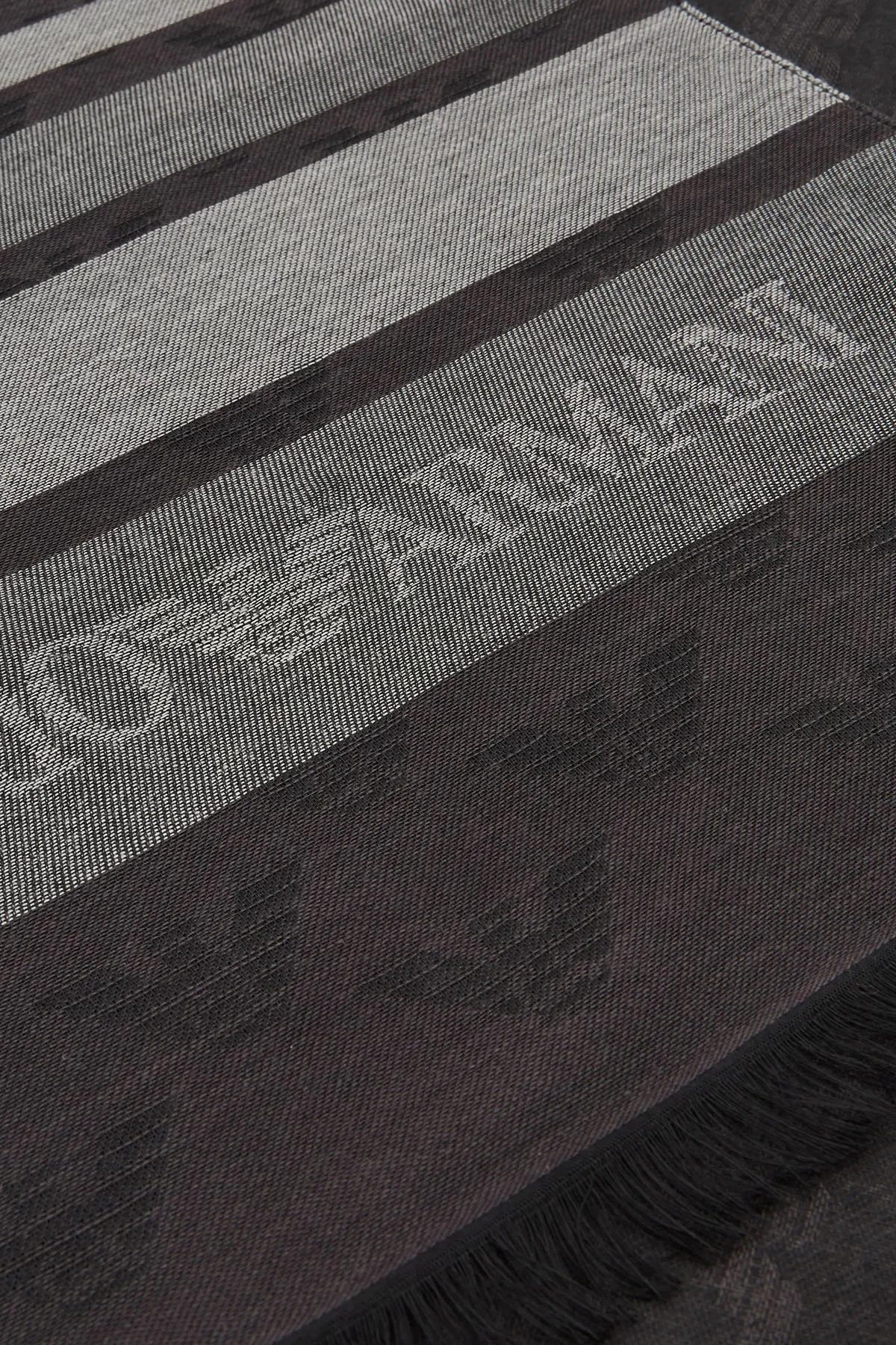 Emporio Armani Logolu 80 x 180 cm Erkek Şal 625256 4F383 00044 ANTRASİT - 3