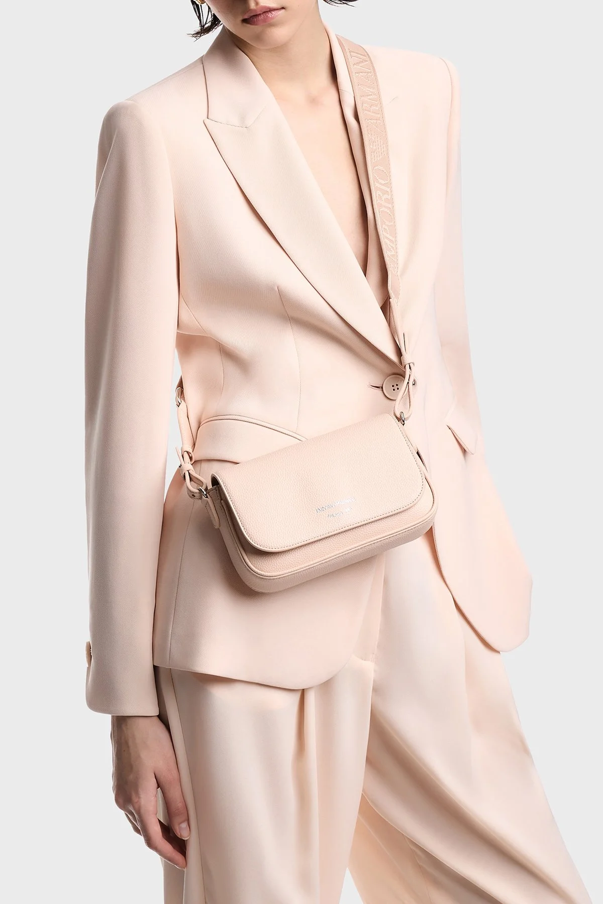 Emporio Armani Logolu Ayarlanabilir Askılı Kadın Çanta EW000538 AF12036 M1332 PUDRA - 2
