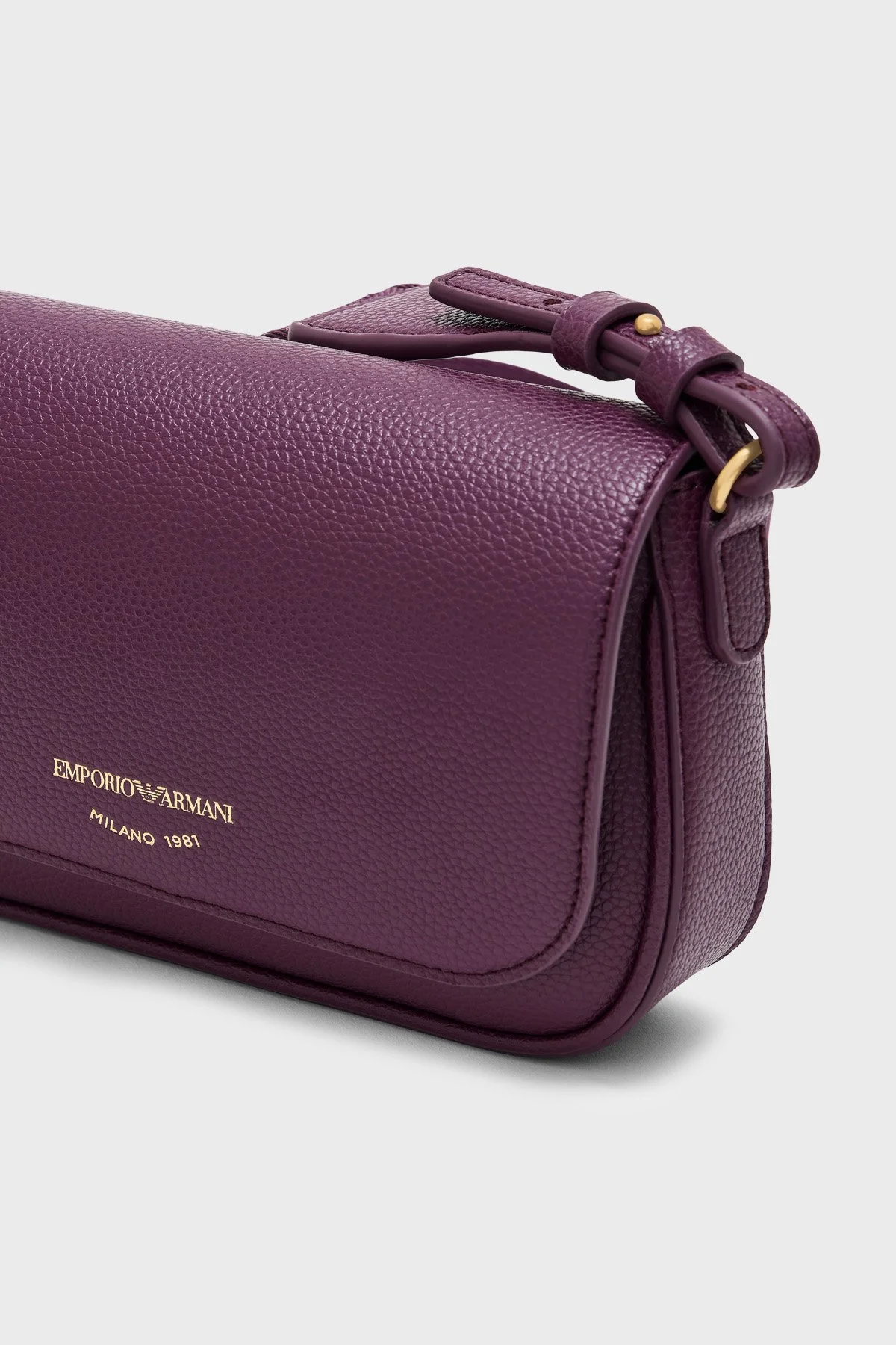 Emporio Armani Logolu Ayarlanabilir Askılı Kadın Çanta EW000538 AF12036 MA149 Mürdüm - 7