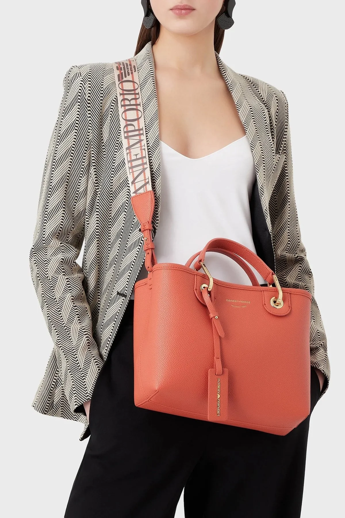 Emporio Armani Logolu Ayarlanabilir ve Çıkarılabilir Omuz Askılı Bayan Çanta Y3D166 YFO5B 89612 KİREMİT - 2