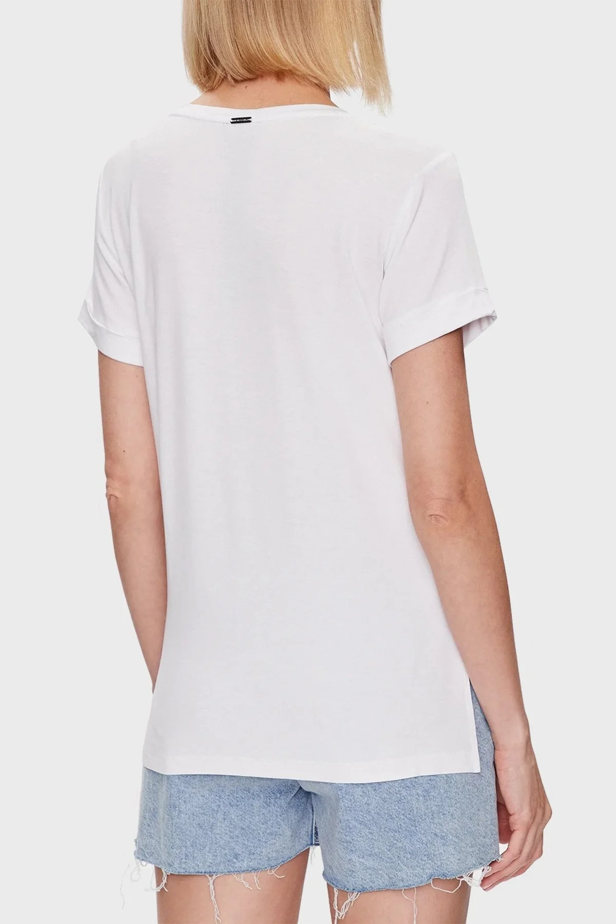 Emporio Armani Logolu Bisiklet Yaka Regular Fit Bayan T Shirt 262633 3R314 00010 BEYAZ - 3