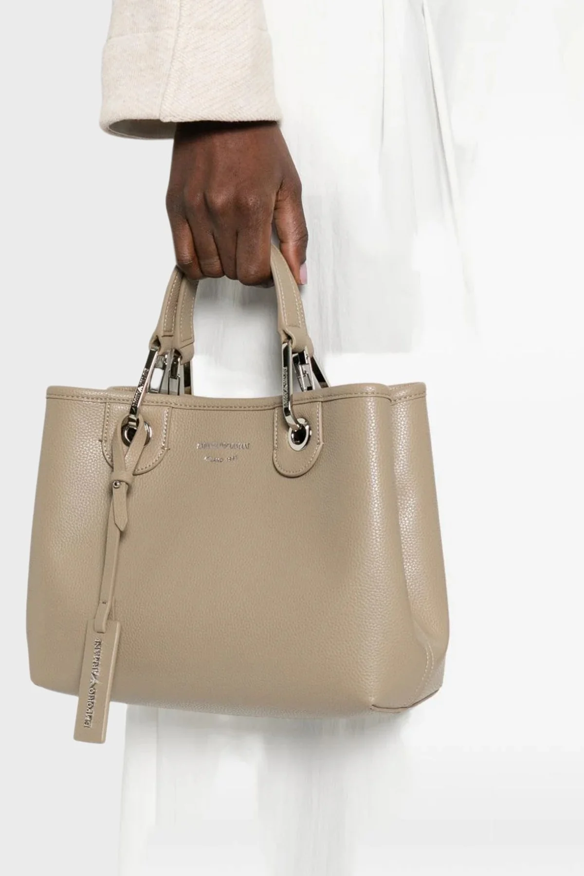 Emporio Armani Logolu Çıkarılabilir Askılı Bayan Çanta EW000361 AF12036 M1286 BEJ - 2