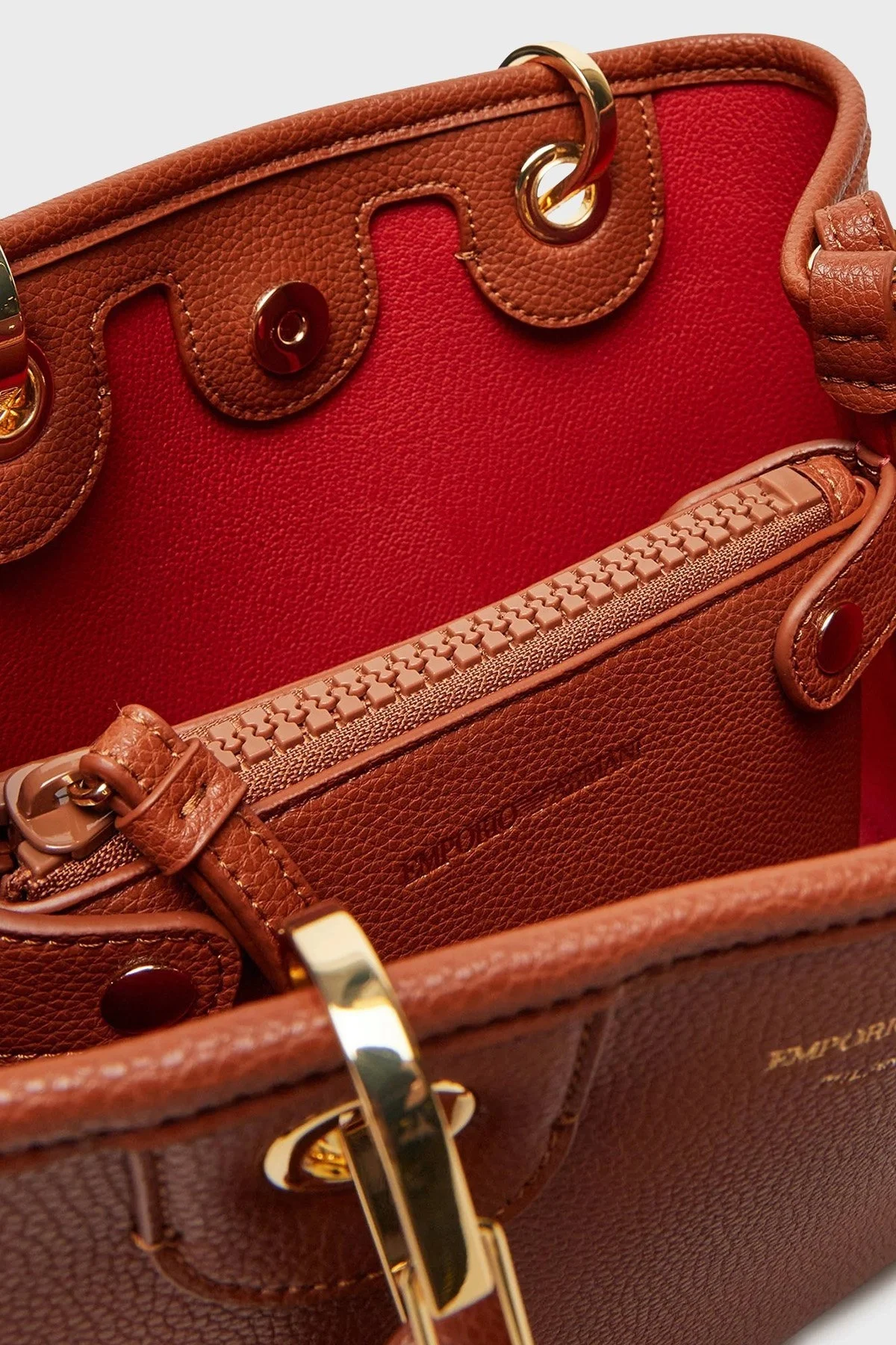 Emporio Armani Logolu Çıkarılabilir Askılı Bayan Çanta EW000361 AF12103 M6030 TABA - 4