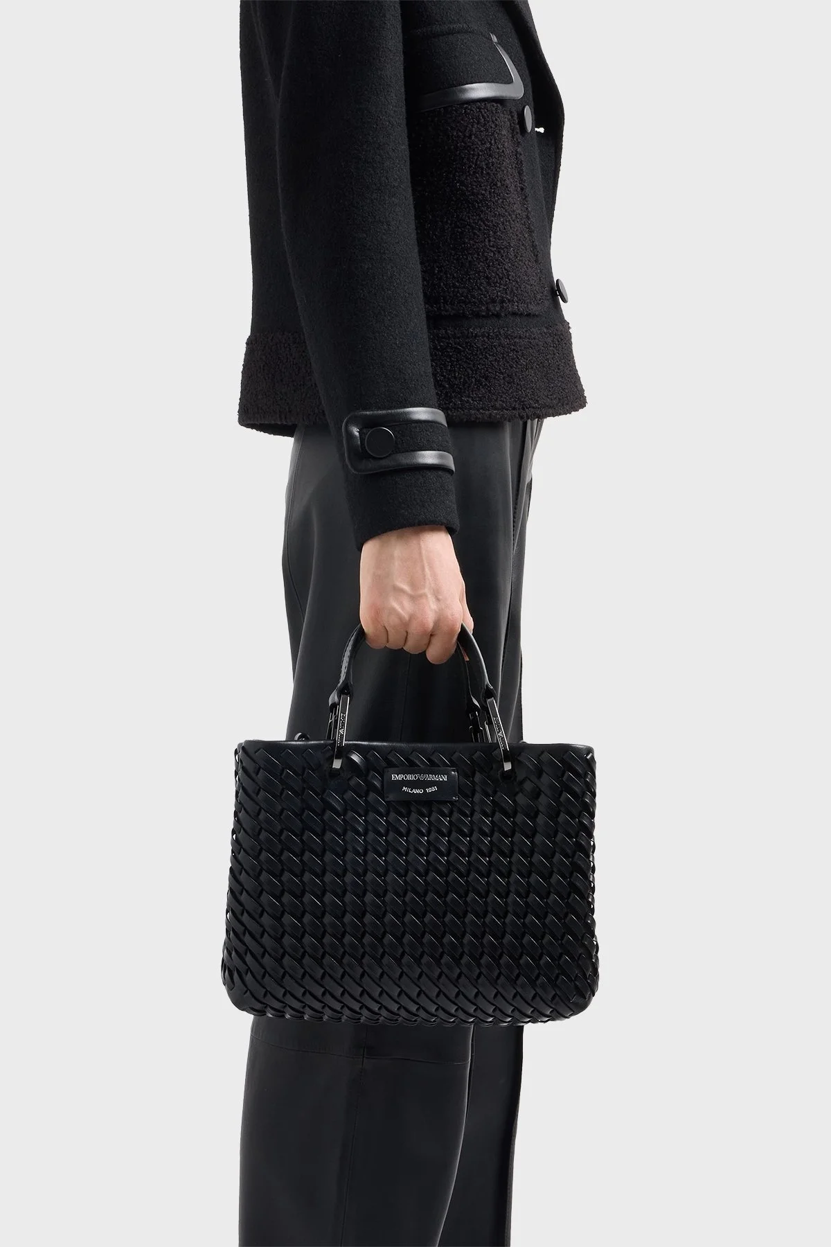 Emporio Armani Logolu Çıkarılabilir Askılı Bayan Çanta EW000361 AF12762 UC001 SİYAH - 9