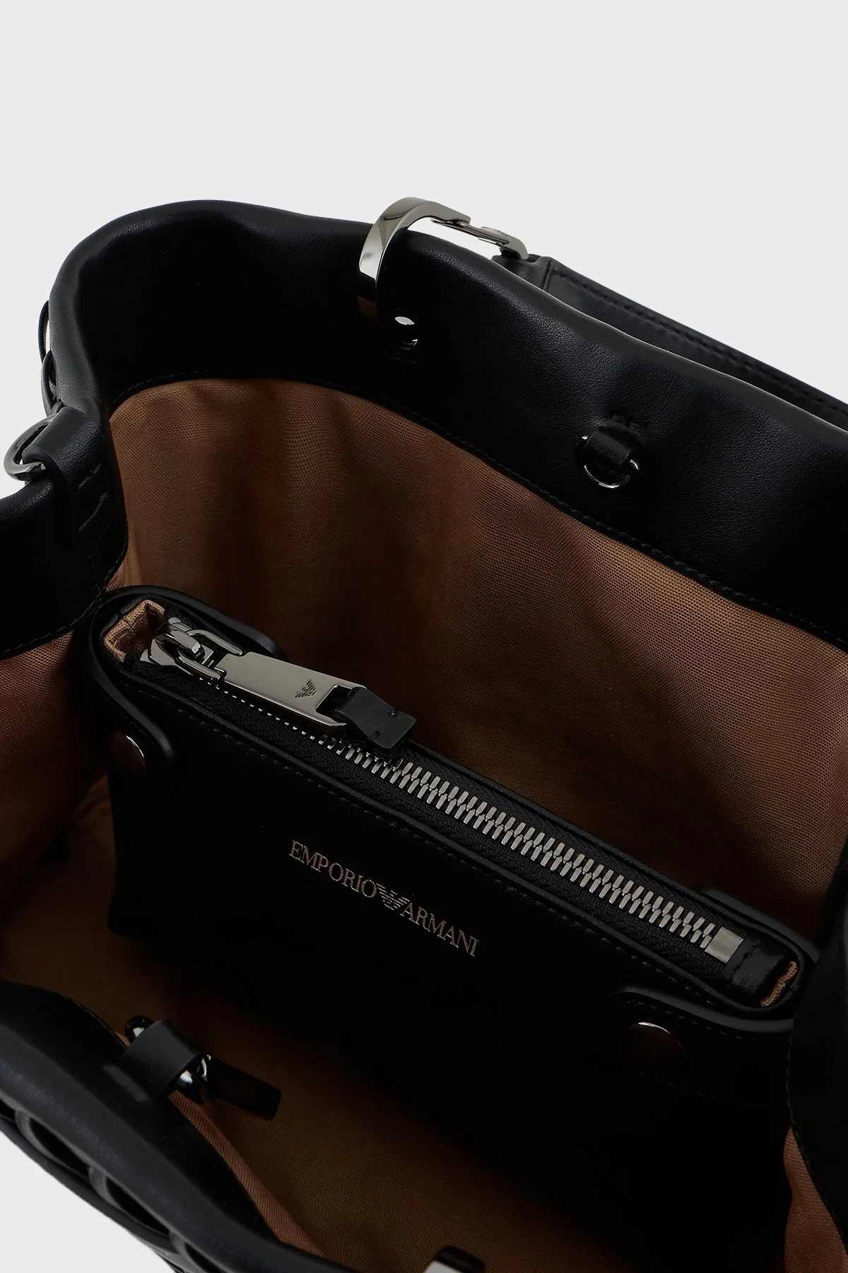 Emporio Armani Logolu Çıkarılabilir Askılı Bayan Çanta EW000361 AF12762 UC001 SİYAH - 13