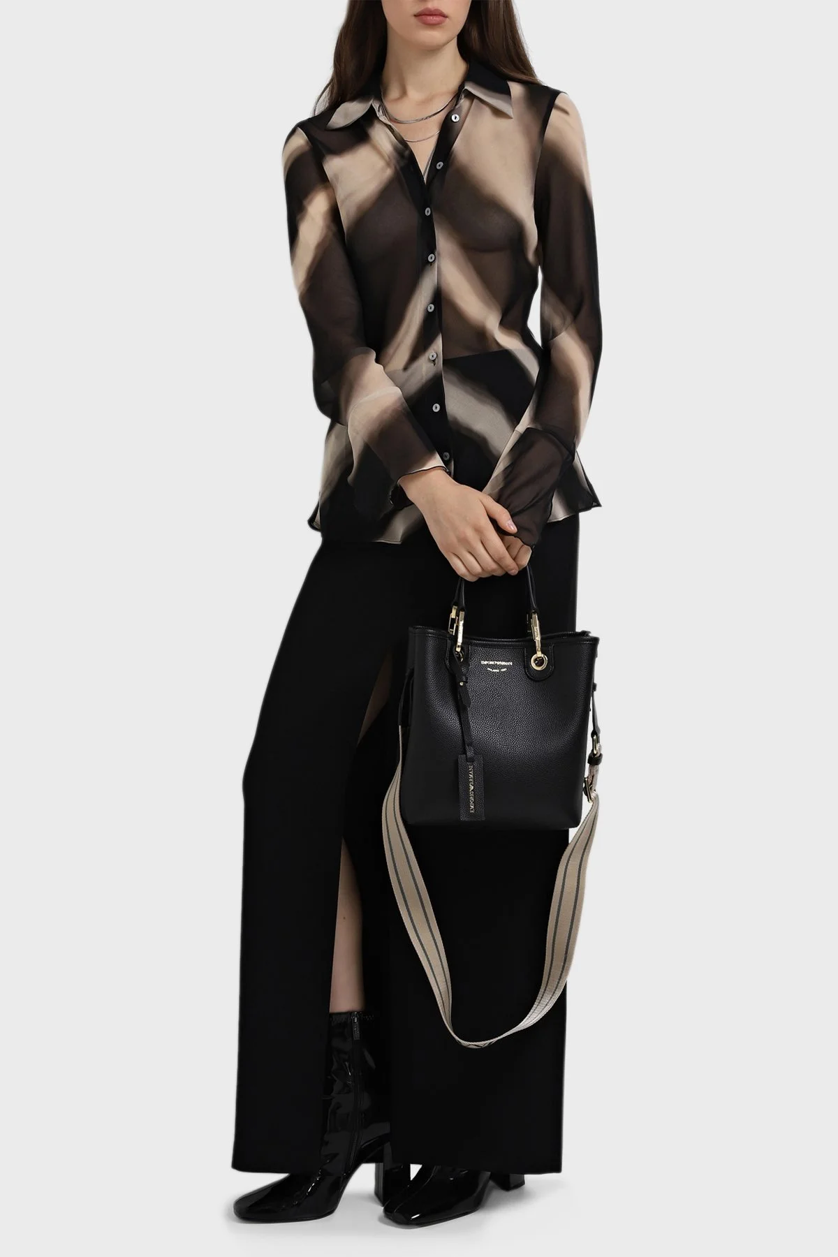 Emporio Armani Logolu Çıkarılabilir Askılı Bayan Çanta EW000362 AF12103 MC032 SİYAH-GOLD - 2