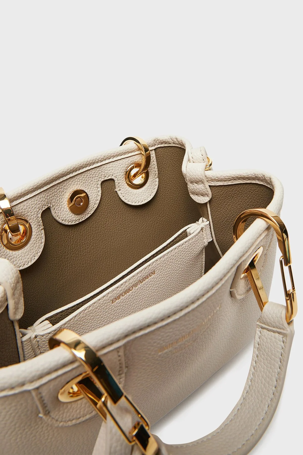 Emporio Armani Logolu Çıkarılabilir Askılı Kadın Çanta EW000382 AF12036 M1051 KREM - 4