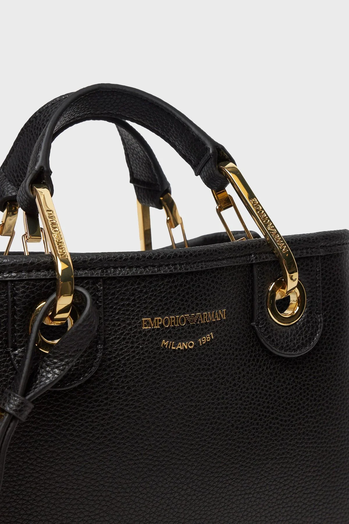 Emporio Armani Logolu Çıkarılabilir Askılı Kadın Çanta EW000382 AF12103 MC032 SİYAH-GOLD - 6