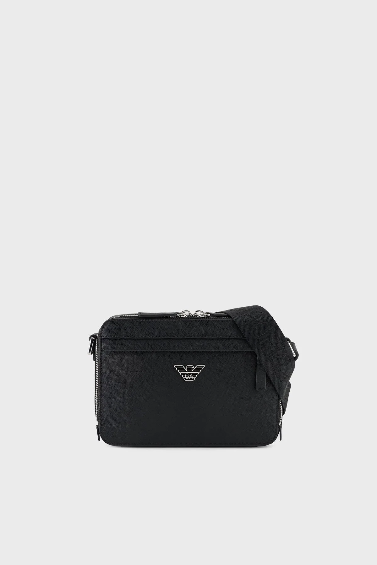 Emporio Armani Logolu Çıkarılabilir Askılı Erkek Çanta EM001186 AF13805 UC001 SİYAH - 1