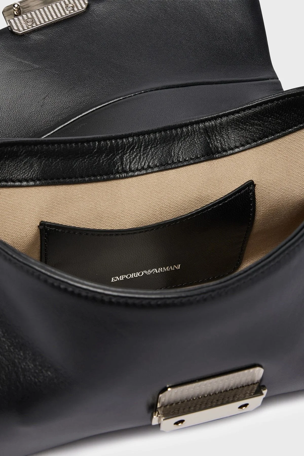 Emporio Armani Logolu Çıkarılabilir Askılı Kadın Çanta EW002644 AF32959 UC001 Siyah - 5