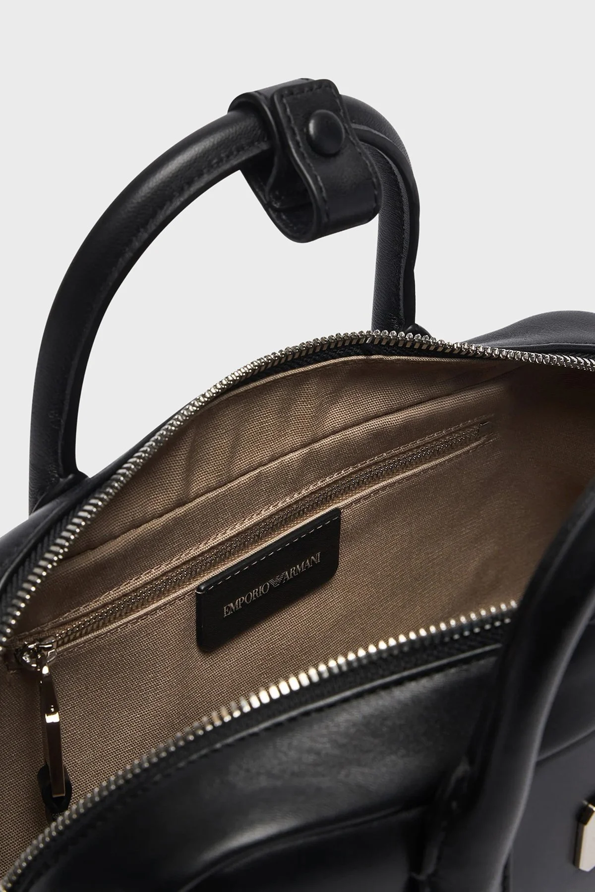 Emporio Armani Logolu Çıkarılabilir Askılı Kadın Çanta EW003824 AF32959 UC001 Siyah - 5