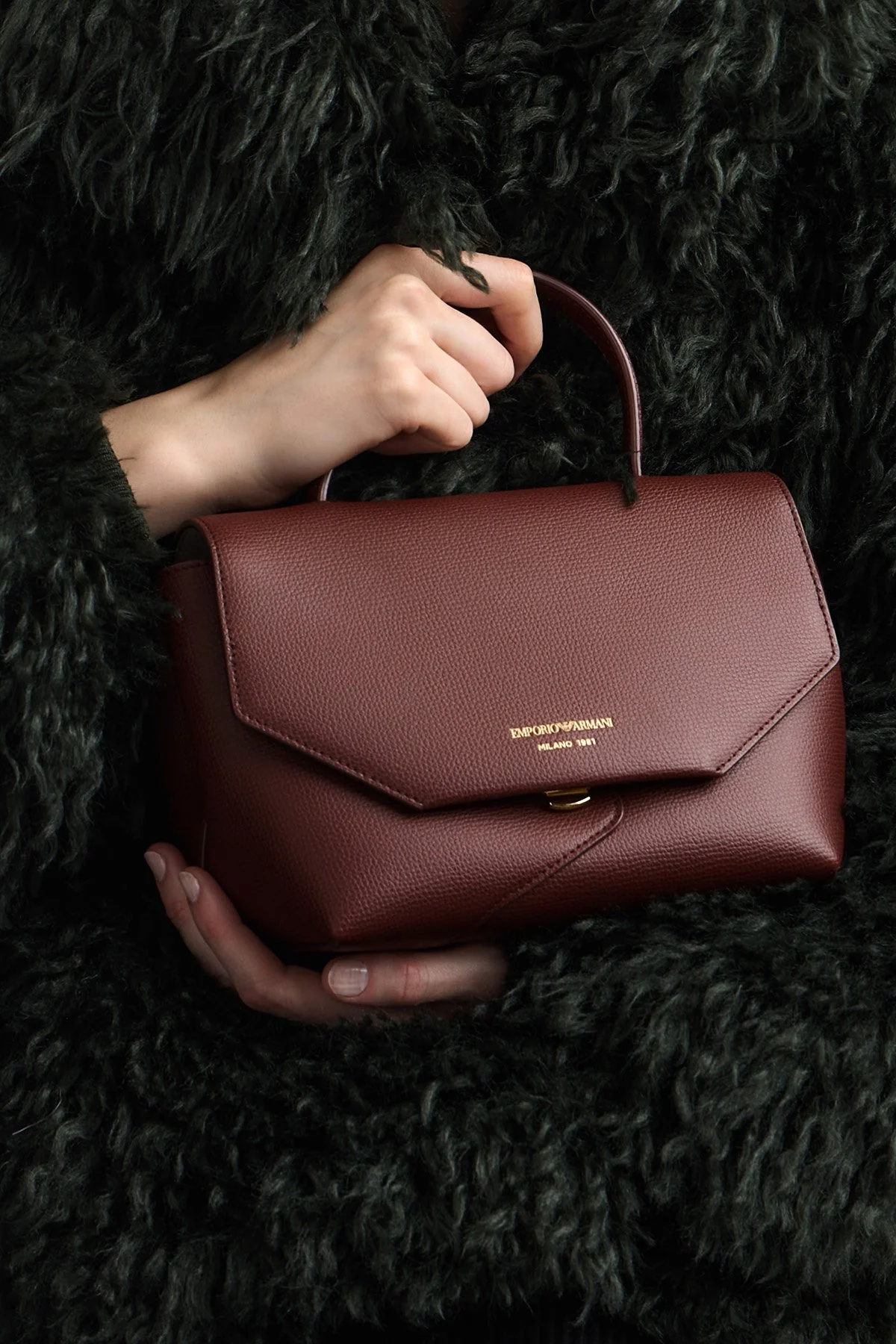 Emporio Armani Logolu Çıkarılabilir Askılı Kadın Çanta EW005672 AF29459 U6017 Bordo - 2