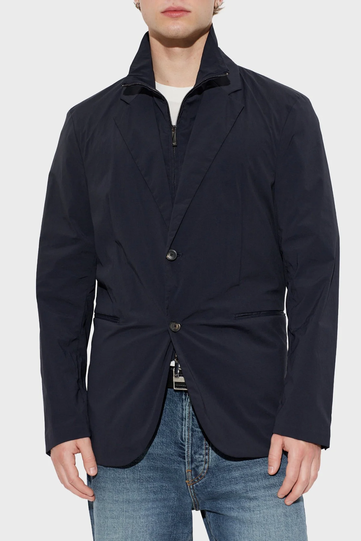 Emporio Armani Logolu Çıkarılabilir Dik Yaka Düğmeli Erkek Ceket EM007078 AF27876 UB118 Lacivert - 1