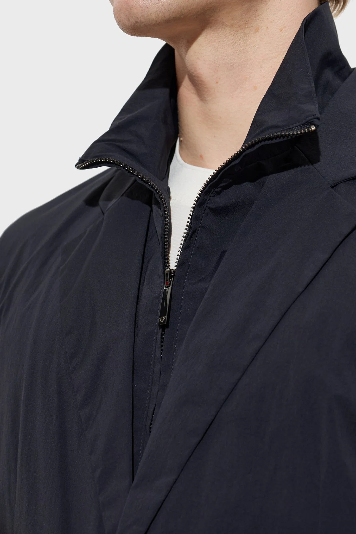 Emporio Armani Logolu Çıkarılabilir Dik Yaka Düğmeli Erkek Ceket EM007078 AF27876 UB118 Lacivert - 4