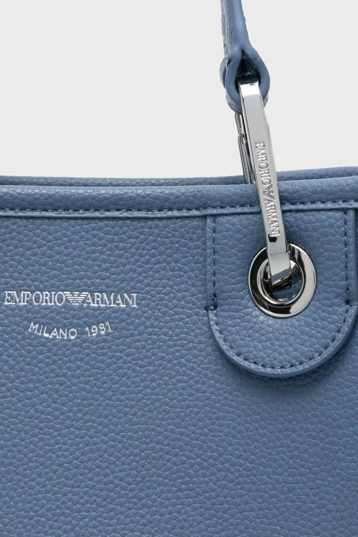 Emporio Armani Logolu Çıkarılabilir Omuz Askılı Bayan Çanta EW000361 AF12036 M8128 MAVİ - 5