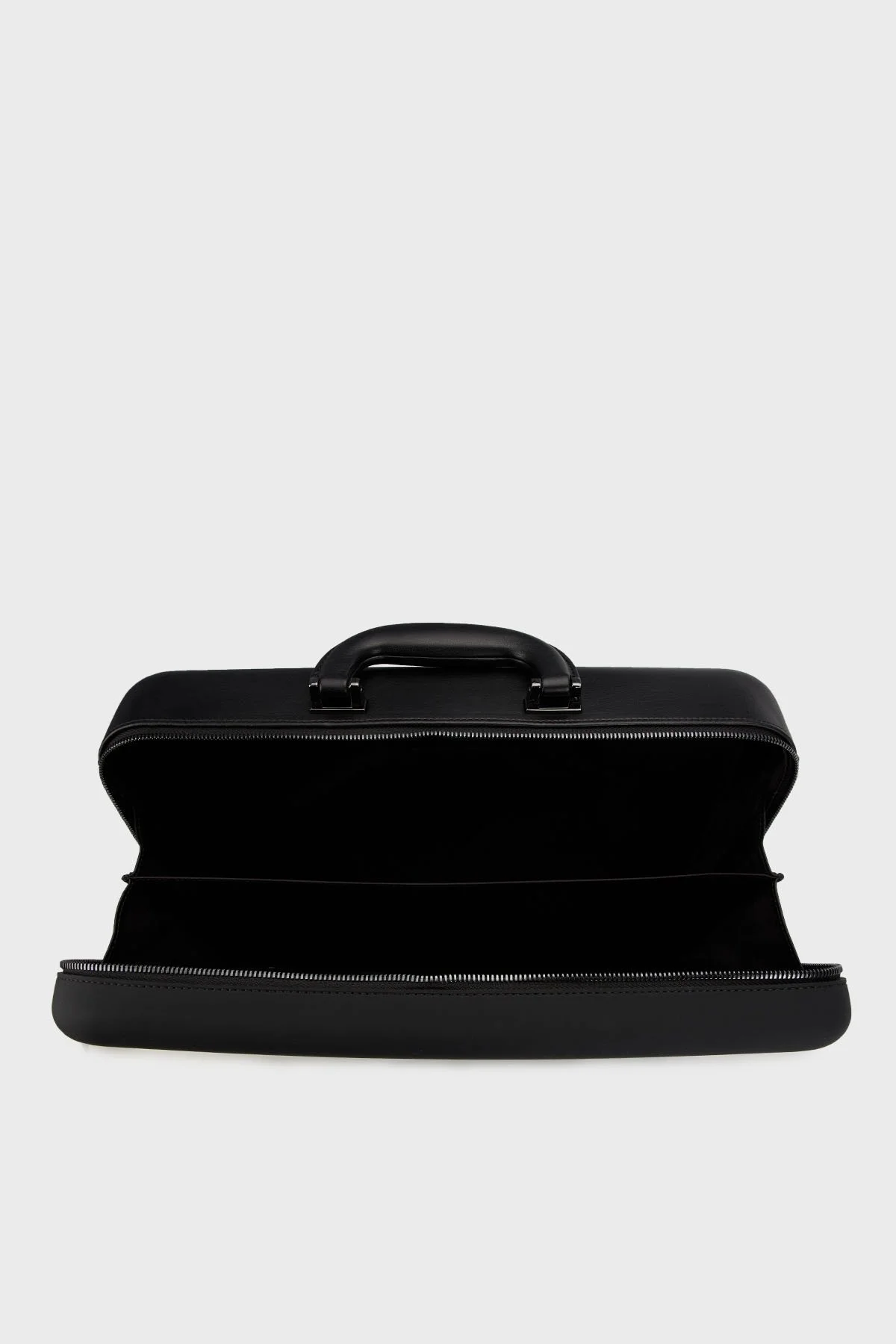 Emporio Armani Logolu Çıkarılabilir Omuz Askılı Erkek Çanta Y4P367 YQ81I 80001 SİYAH - 5
