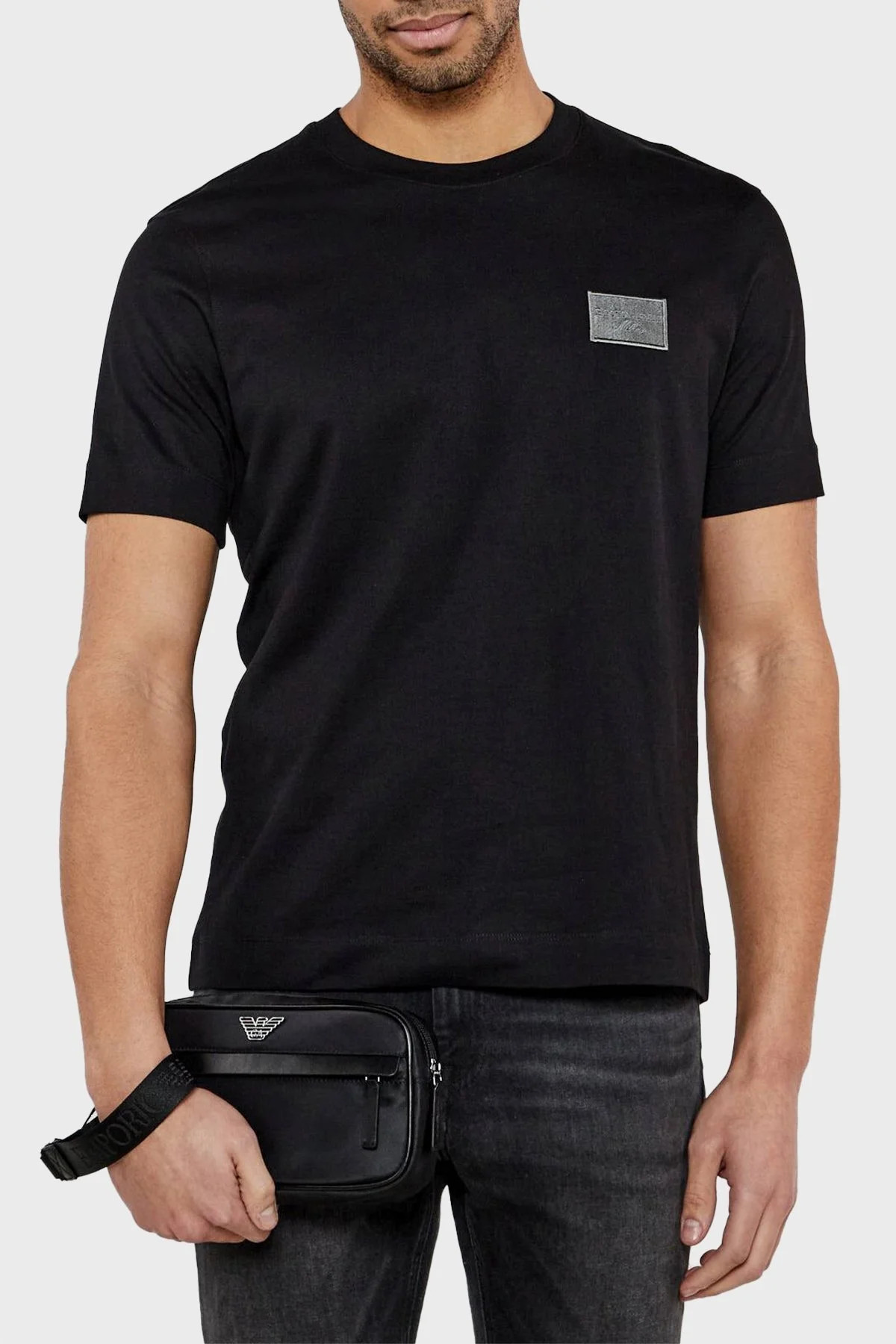 Emporio Armani Logolu Çıkarılabilir Tutma Saplı Erkek Çanta EM001811 AF13454 UC001 SİYAH - 8