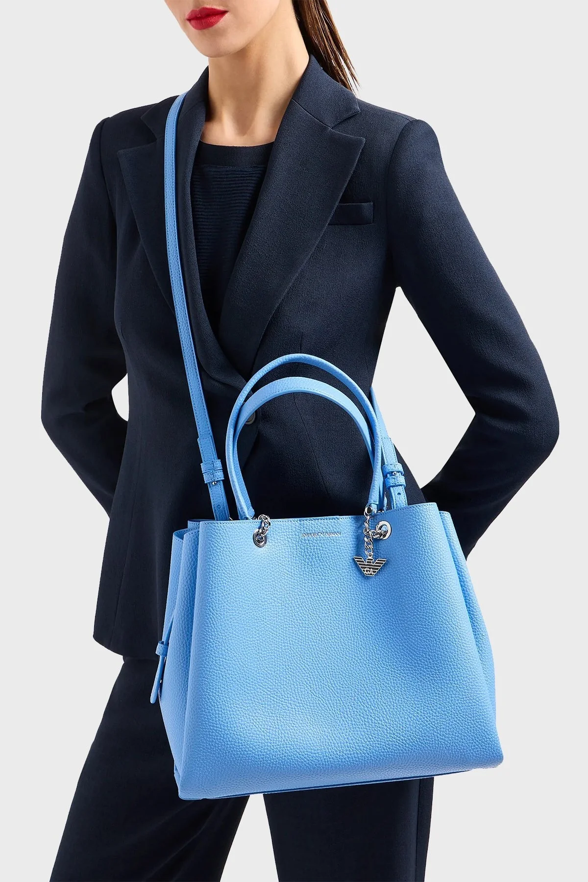 Emporio Armani Logolu Çıkarılabilir Uzatma Askılı Bayan Çanta Y3D158 YFN6E 80727 MAVİ - 2