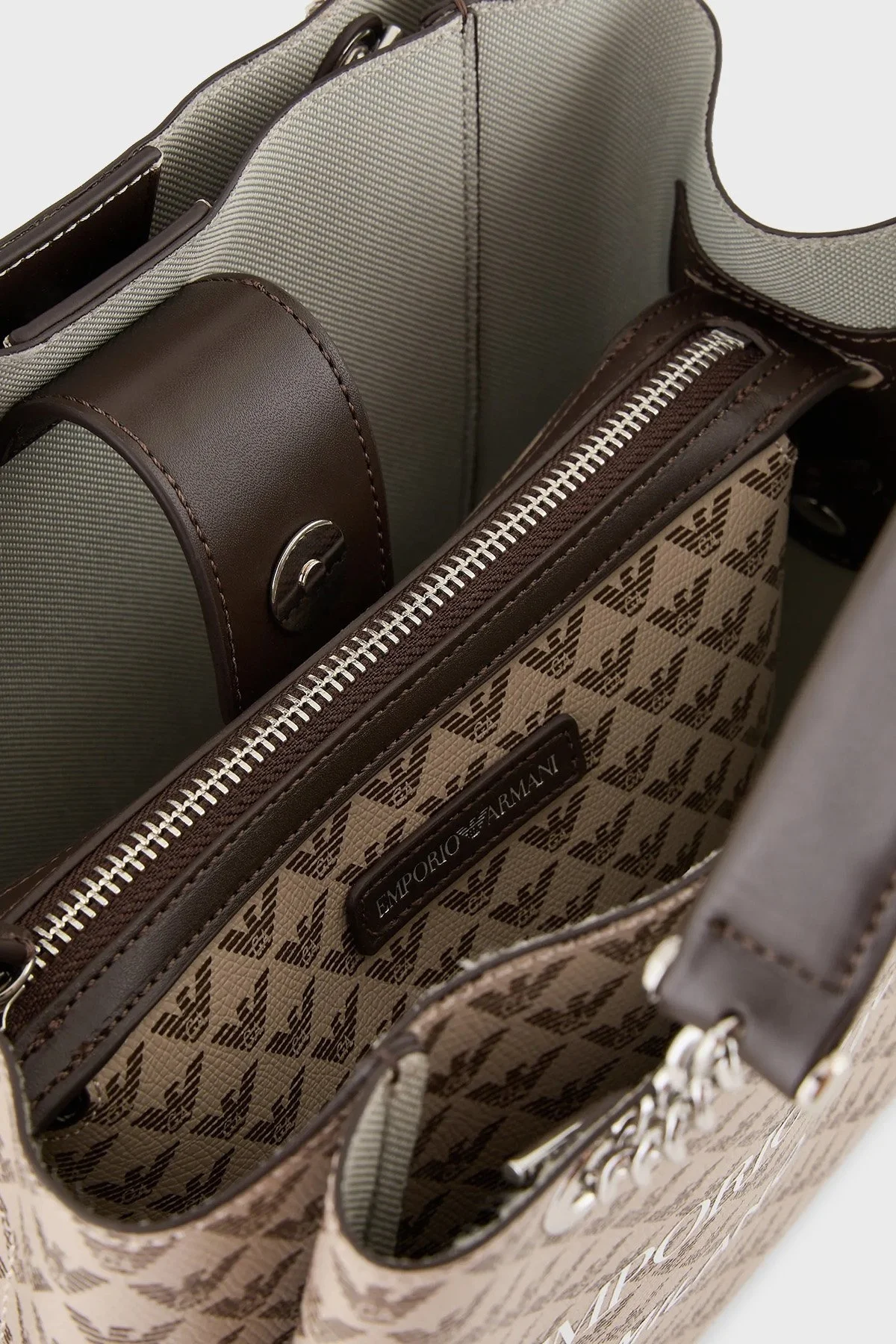 Emporio Armani Logolu Çıkarılabilir Uzatma Askılı Bayan Çanta Y3D159 YWS0E 80757 KAHVE - 5