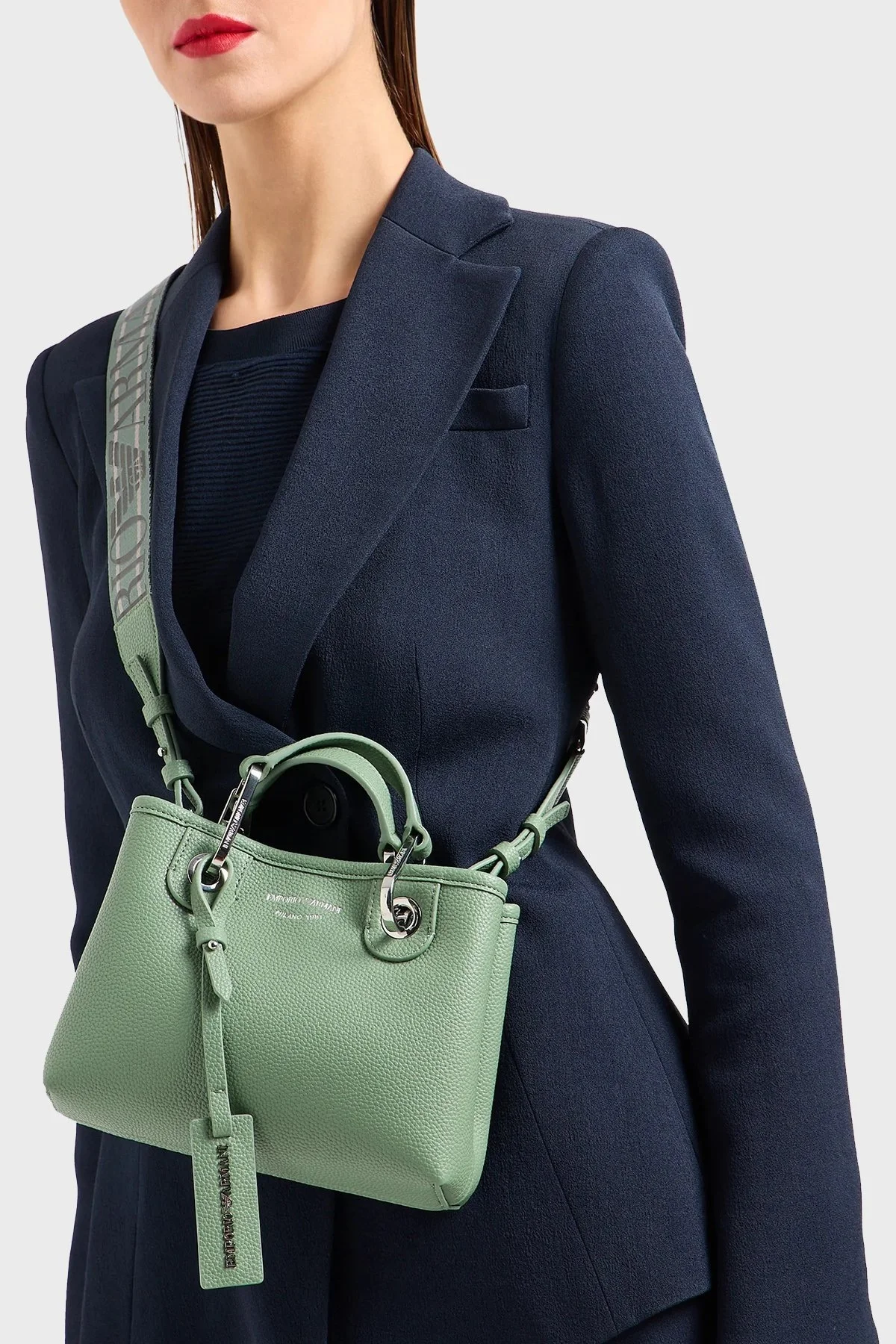 Emporio Armani Logolu Çıkarılabilir Uzatma Askılı Bayan Çanta Y3D176 YFO5E 80701 YEŞİL - 2