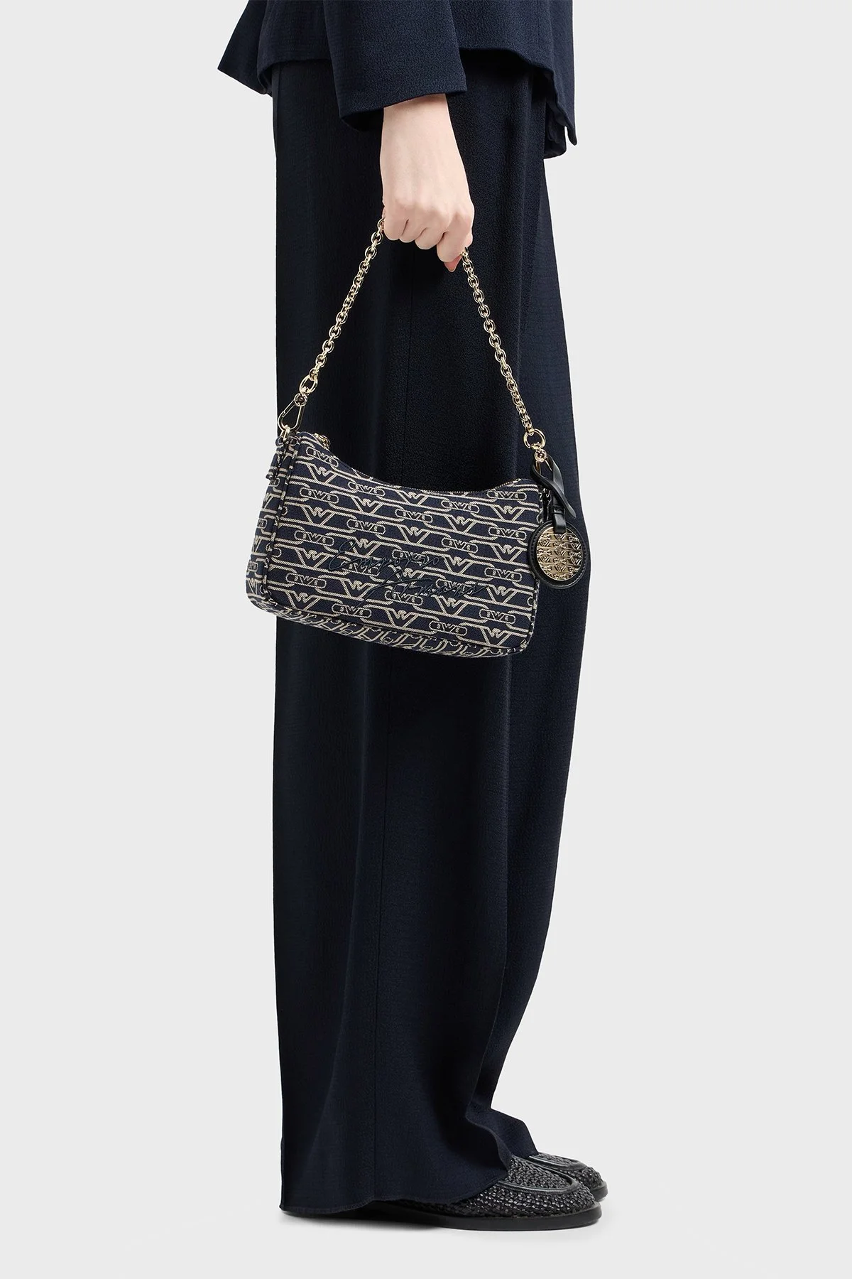 Emporio Armani Logolu Çıkarılabilir Zincir Askılı Kadın Çanta EW001892 AF16095 FB237 EKRU-LACİVERT - 3