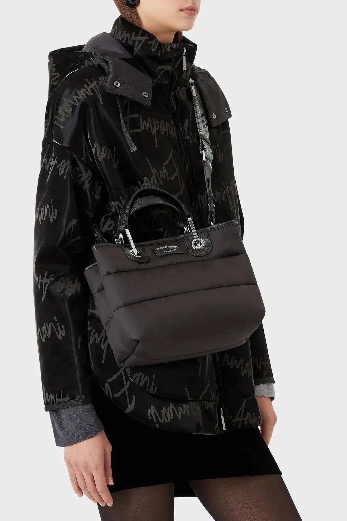 Emporio Armani Logolu Çıkartılabilir Omuz Askılı Bayan Çanta Y3D166 Y485E 80001 SİYAH - 2