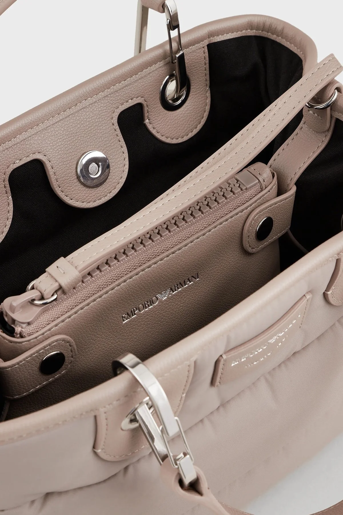 Emporio Armani Logolu Çıkartılabilir Omuz Askılı Bayan Çanta Y3D166 Y485E 80221 TOPRAK - 4