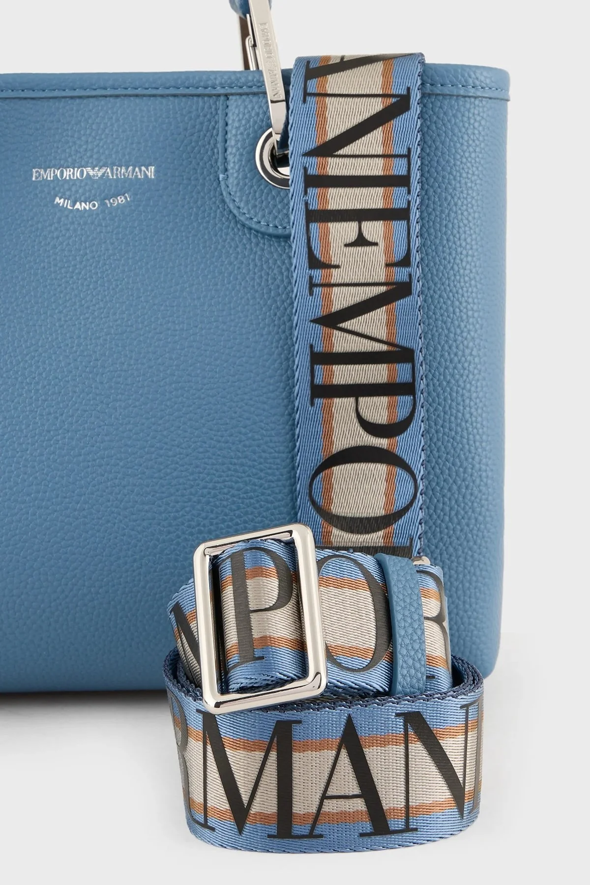 Emporio Armani Logolu Çıkartılabilir Omuz Askılı Bayan Çanta Y3D166 YFO5E 80569 MAVİ - 7