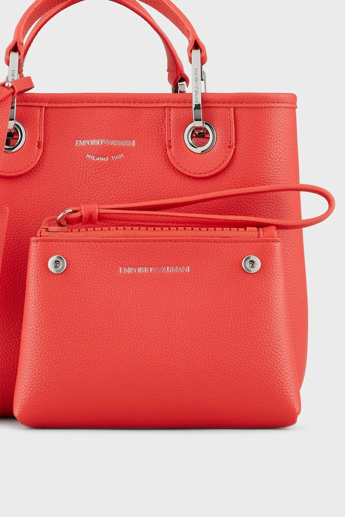 Emporio Armani Logolu Çıkartılabilir Omuz Askılı Bayan Çanta Y3D166 YFO5E 87795 KIRMIZI - 7