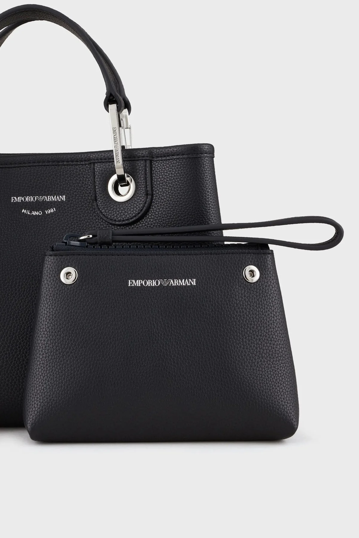 Emporio Armani Logolu Çıkartılabilir Omuz Askılı Bayan Çanta Y3D166 YFO5E 89374 LACİVERT - 6