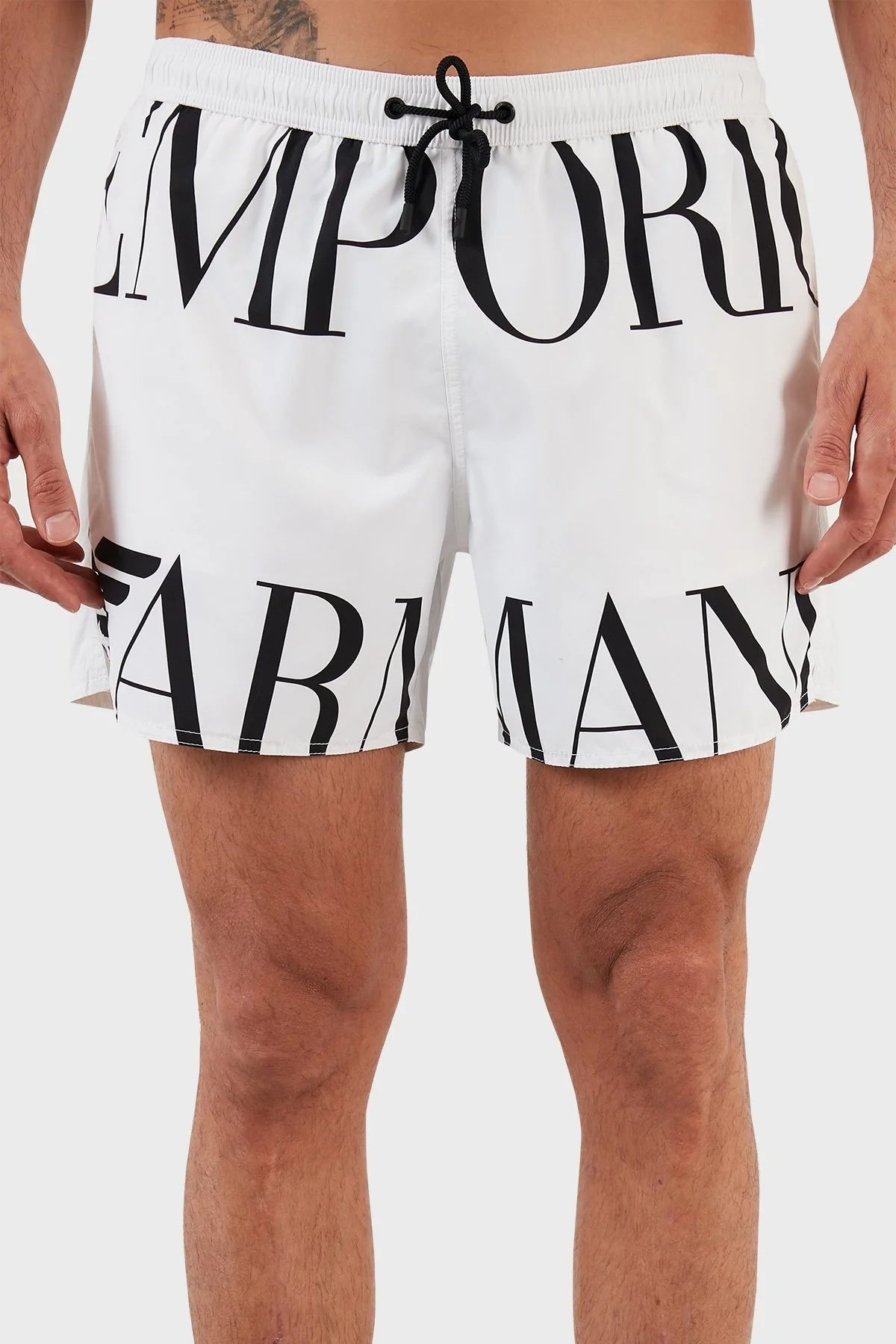 Emporio Armani Logolu Deniz Şortu Regular Fit Belden Bağlamalı Erkek Mayo Short S 211740 2R424 77010 BEYAZ - 2