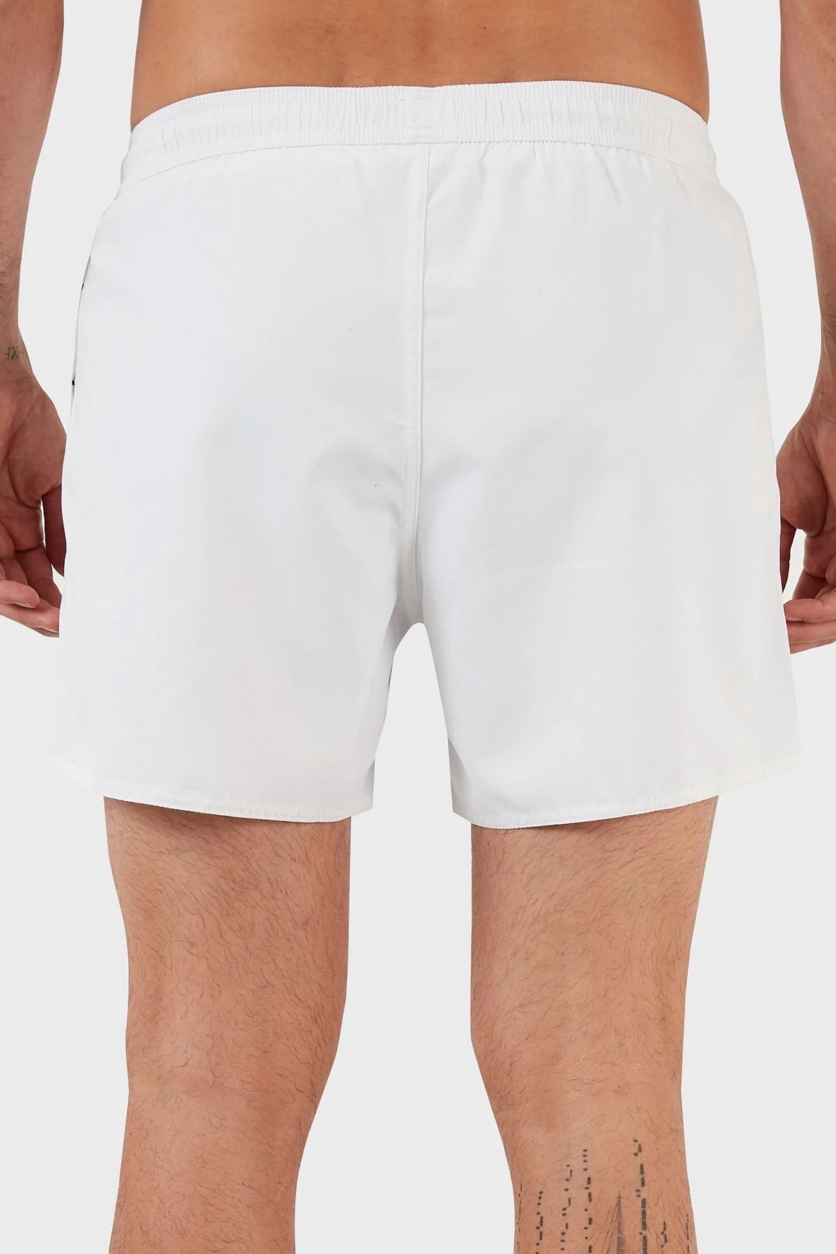 Emporio Armani Logolu Deniz Şortu Regular Fit Belden Bağlamalı Erkek Mayo Short S 211740 2R424 77010 BEYAZ - 6