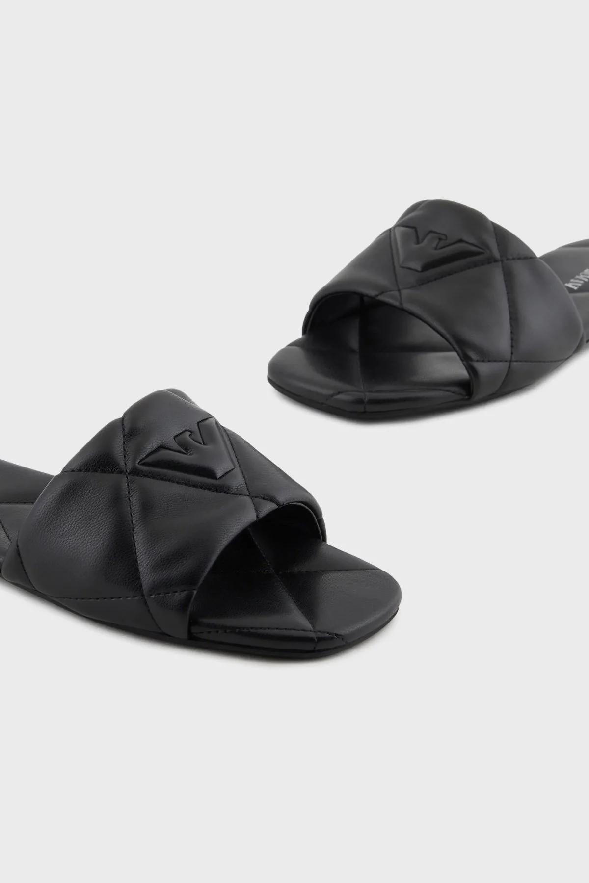 Emporio Armani Logolu Düz Bayan Terlik X3P826 XF770 00002 SİYAH - 11