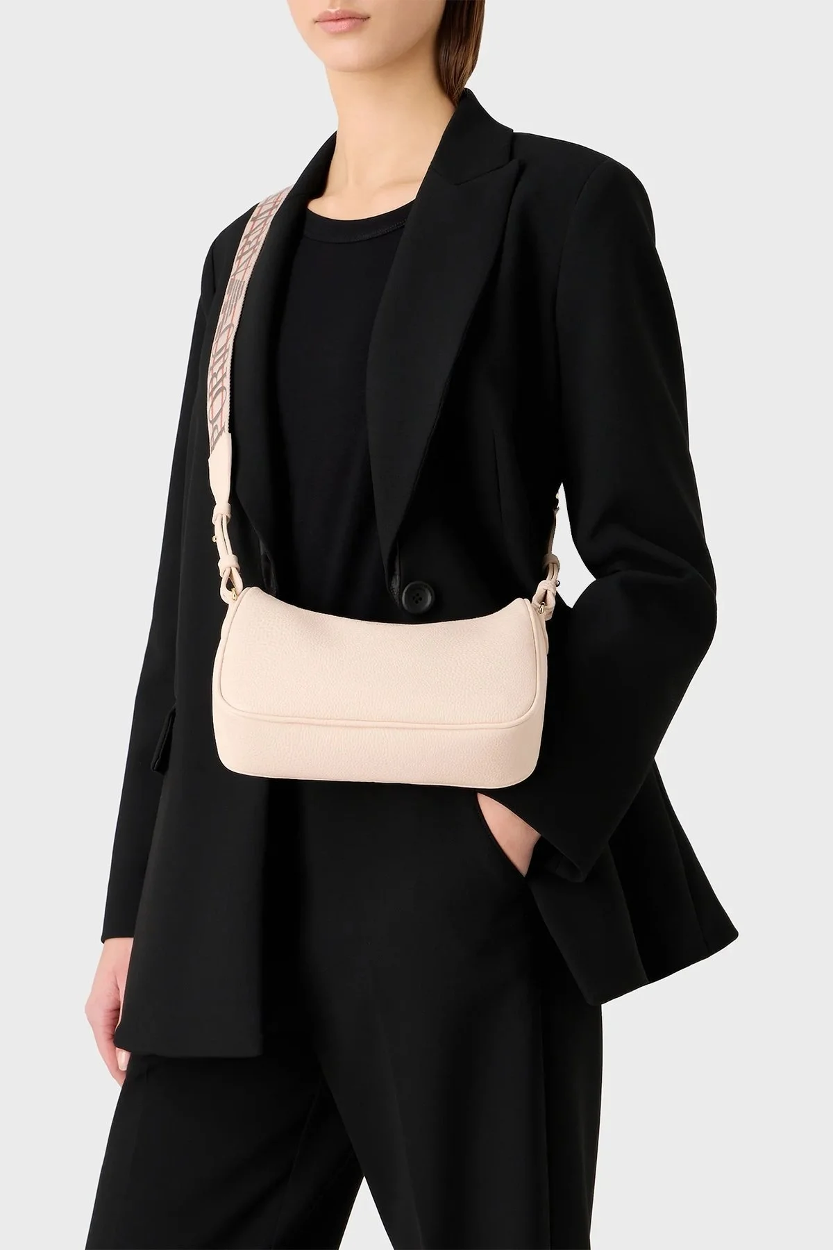 Emporio Armani Logolu Fermuarlı Ayarlanabilir Askılı Bayan Çanta Y3H293 YFO5B 88820 PUDRA - 2