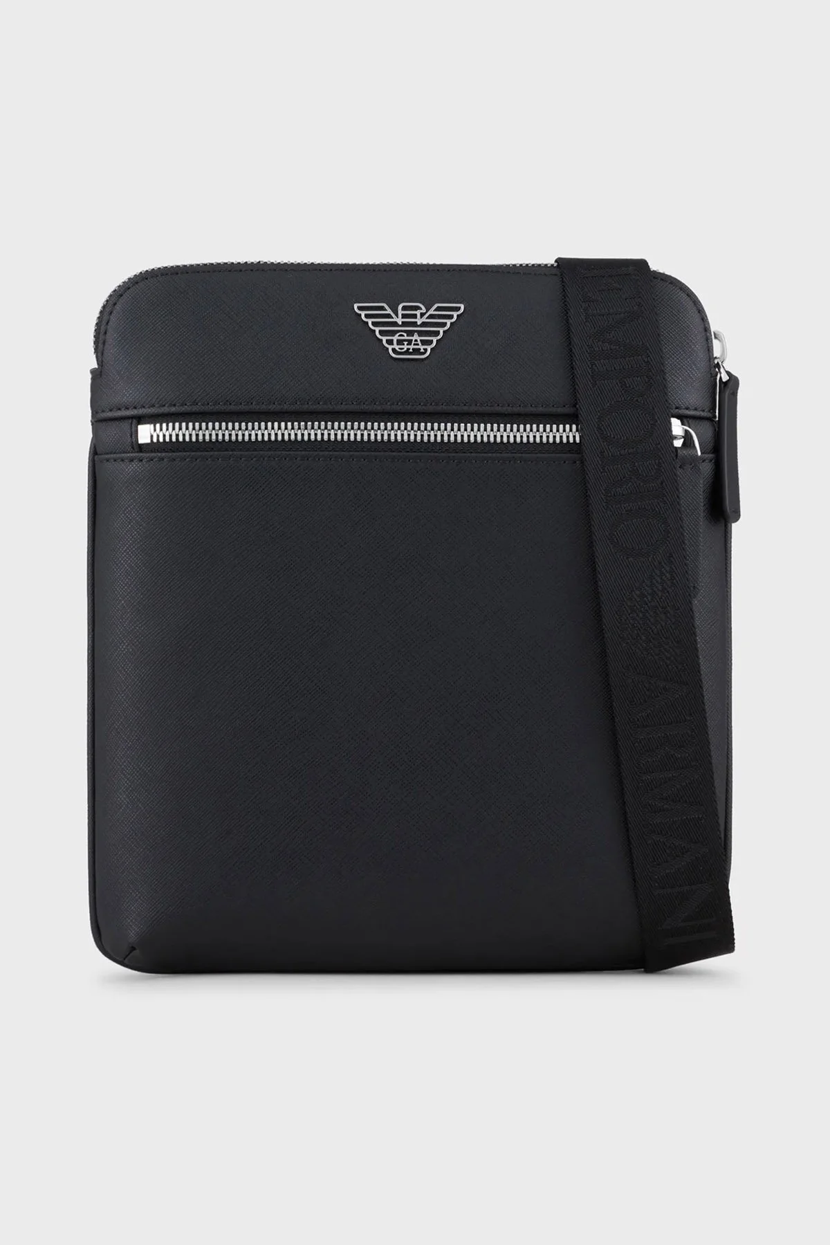 Emporio Armani Logolu Fermuarlı Ayarlanabilir Omuz Askılı Erkek Çanta Y4M185 Y138E 81072 SİYAH - 1