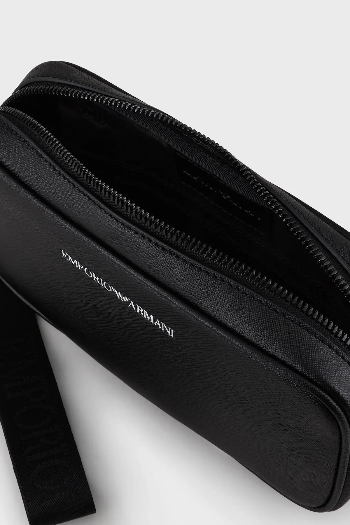 Emporio Armani Logolu Fermuarlı El Erkek Çanta Y4R356 Y020V 81072 SİYAH - 7