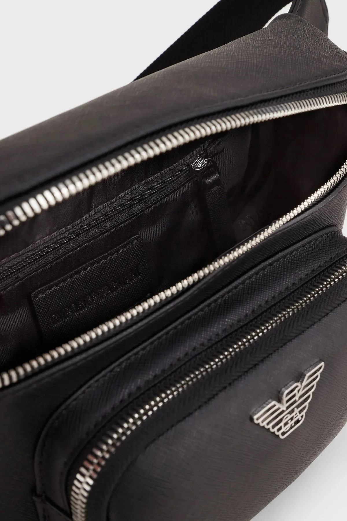 Emporio Armani Logolu Fermuarlı Erkek Bel Çantası Y4O238 Y138E 81072 SİYAH - 5