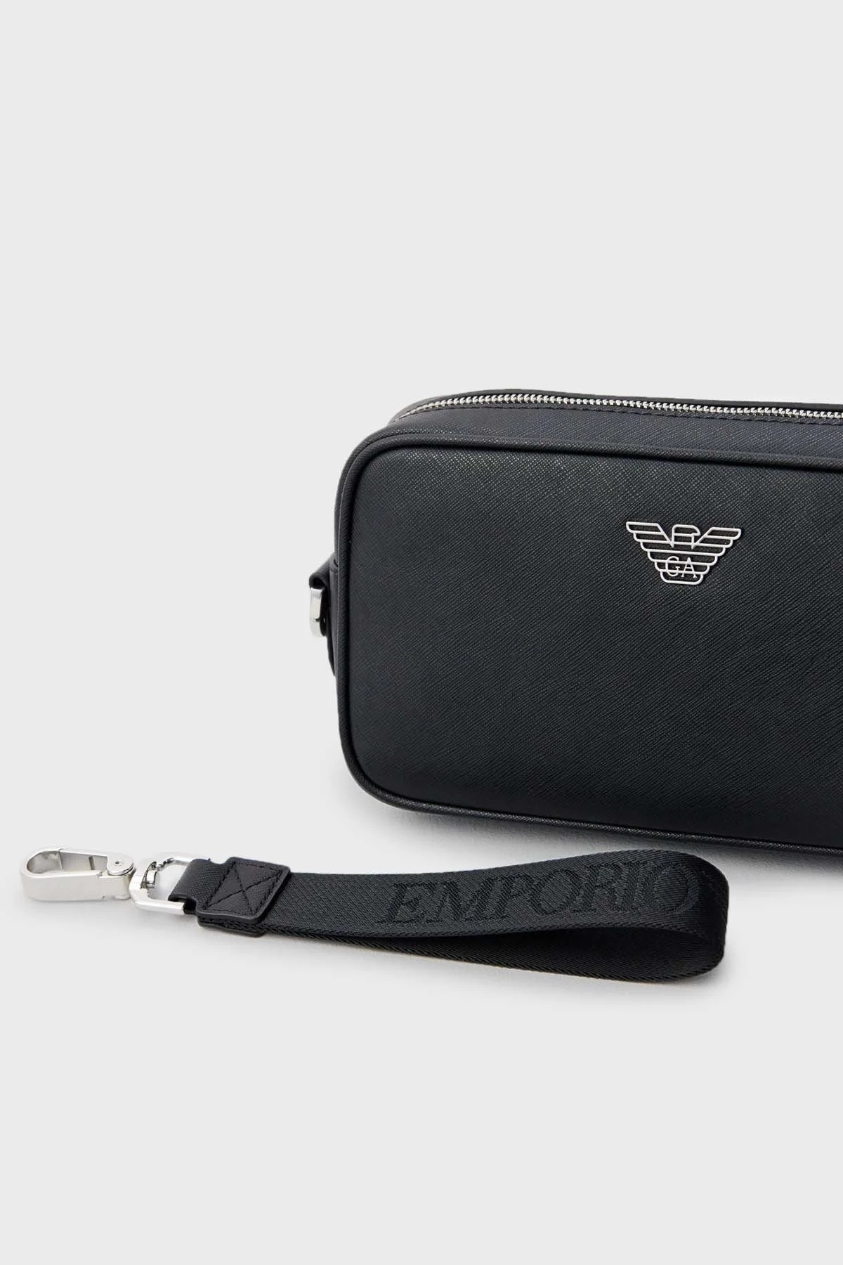 Emporio Armani Logolu Fermuarlı Erkek Traş Çantası Y4R356 Y138E 81072 SİYAH - 5