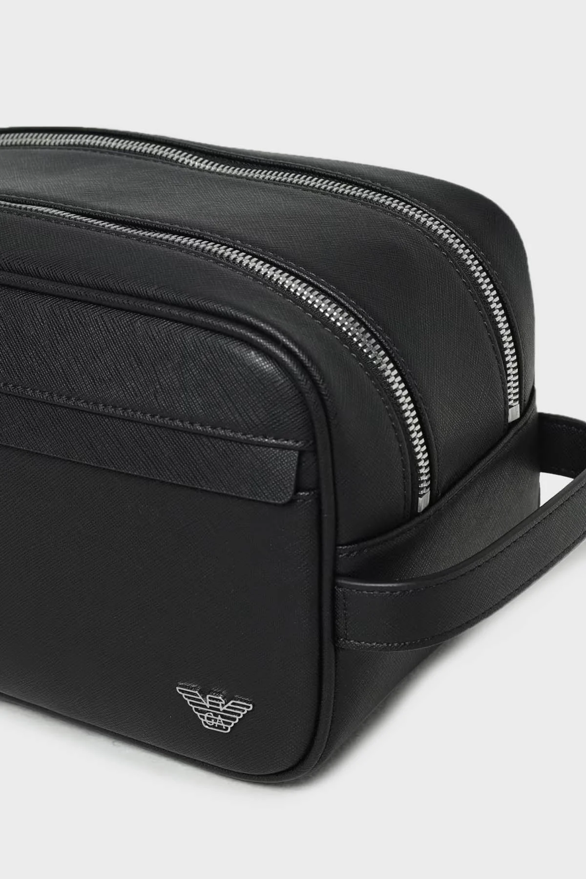 Emporio Armani Logolu Fermuarlı Erkek Traş Çantası Y4R546 Y138E 81072 SİYAH - 6