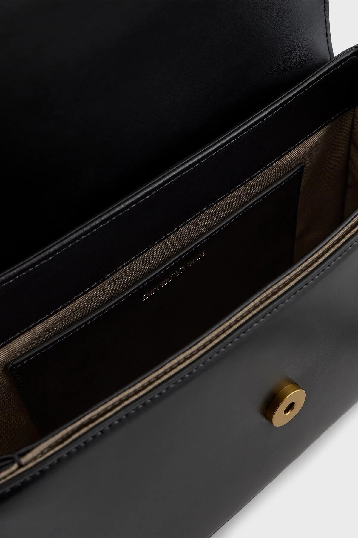 Emporio Armani Logolu Hakiki Deri Ayarlanabilir Askılı Bayan Çanta EW001210 AF14786 UC001 SİYAH - 5