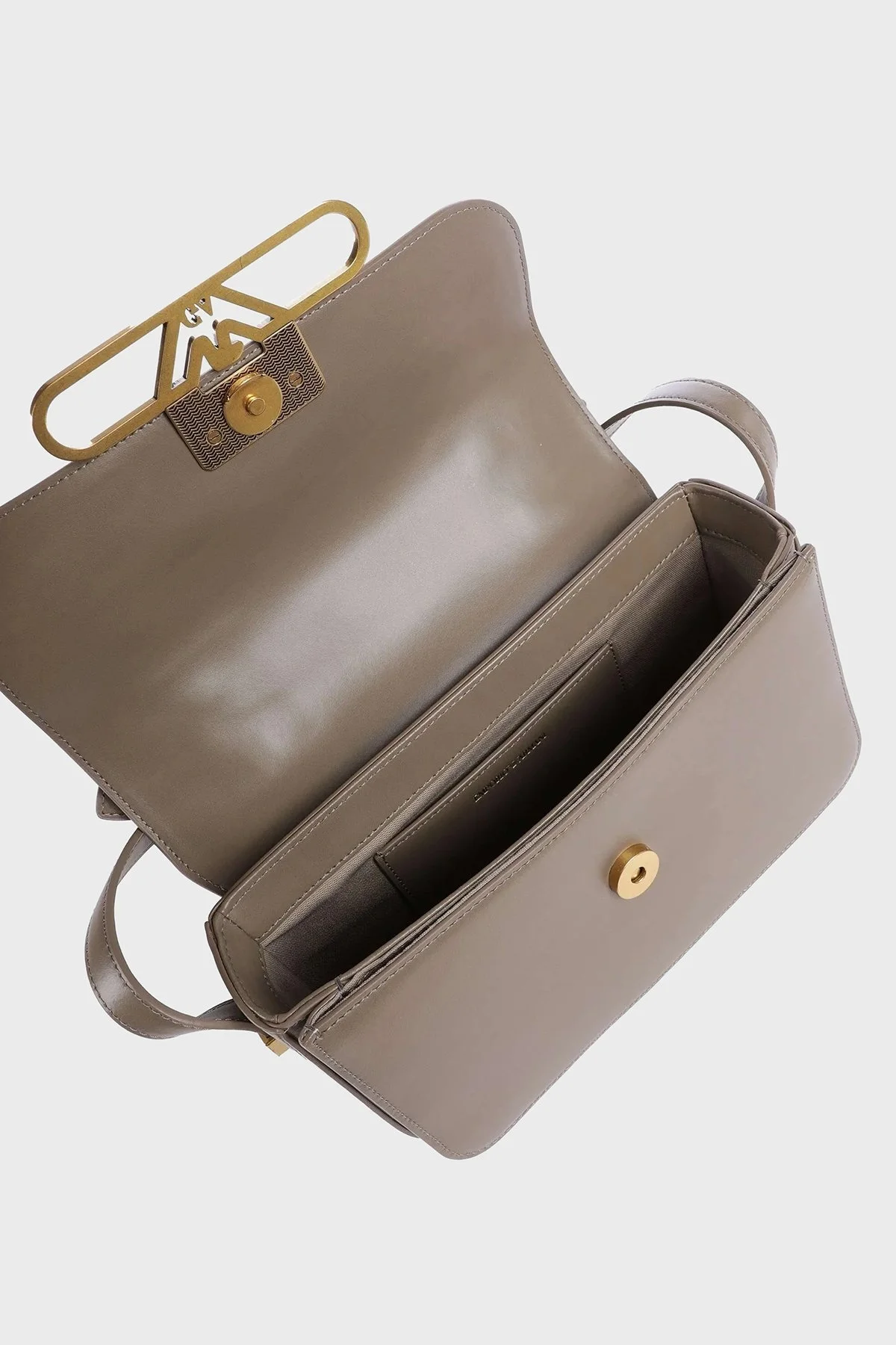 Emporio Armani Logolu Hakiki Deri Ayarlanabilir Askılı Bayan Çanta EW001484 AF14786 U6192 BEJ - 3