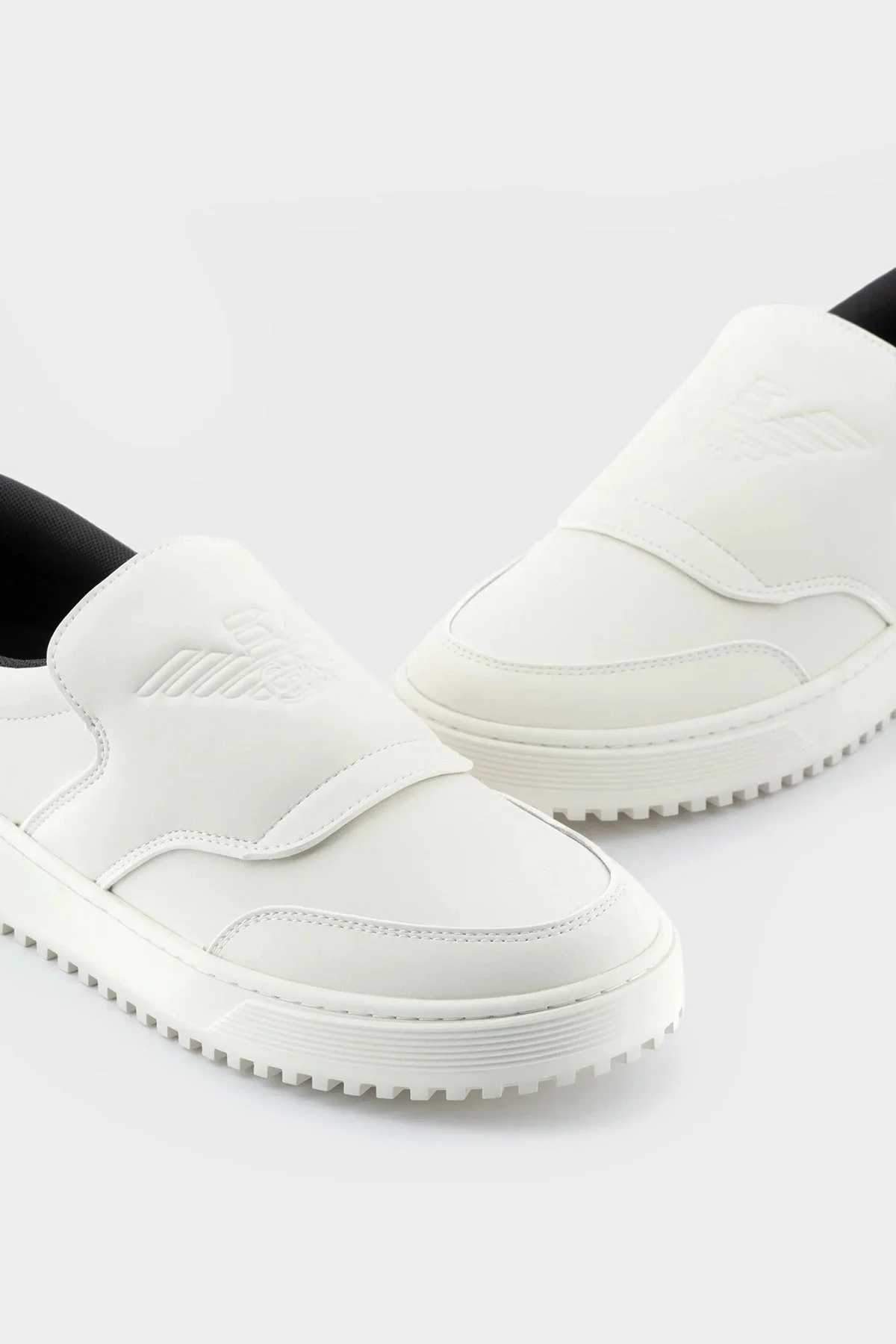 Emporio Armani Logolu Hakiki Deri Slip-On Erkek Ayakkabı X4Y003 XF650 00894 BEYAZ - 4