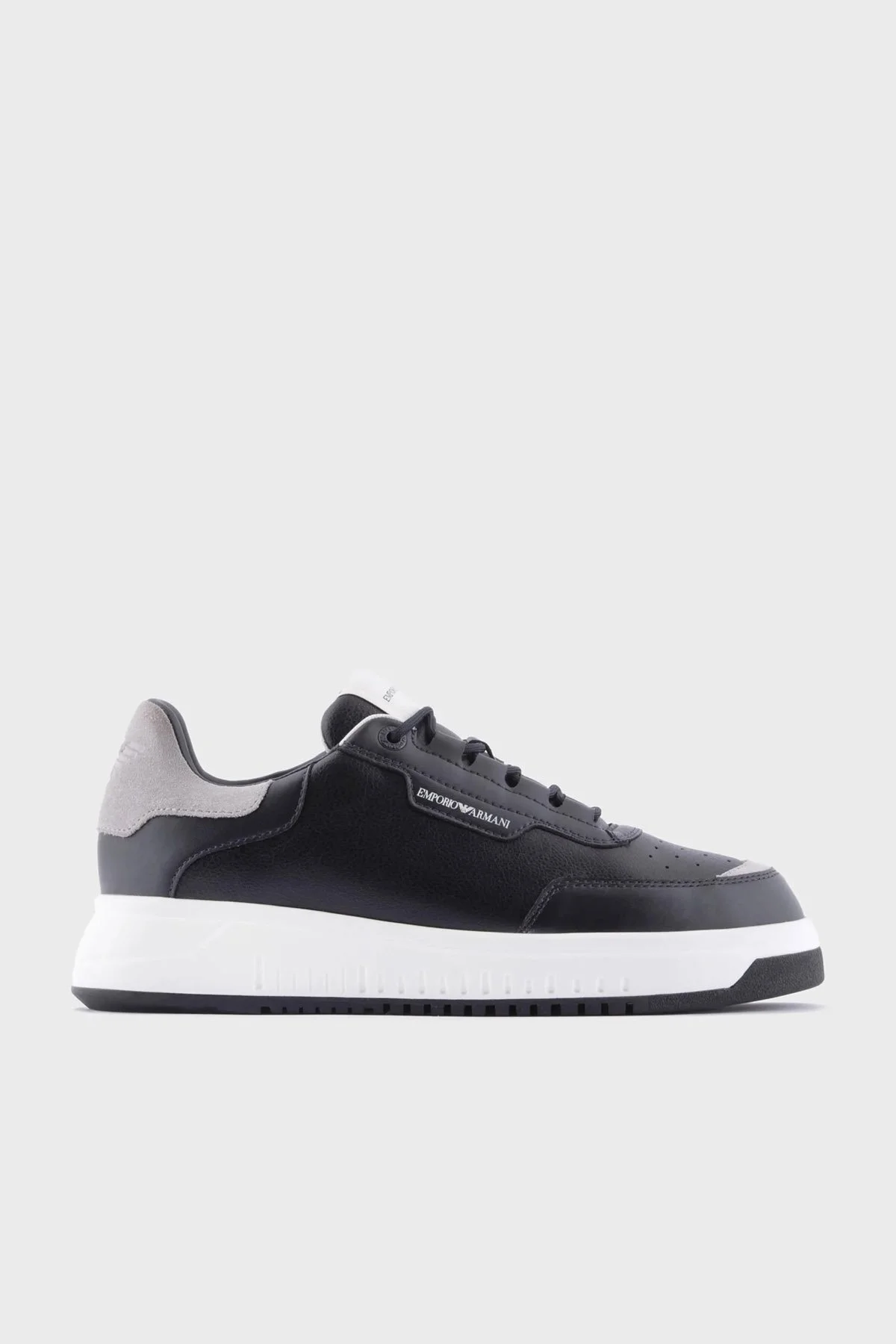 Emporio Armani Logolu Hakiki Deri Sneaker Erkek Ayakkabı X4X589 XN321 S139 KOYU LACİVERT - 1