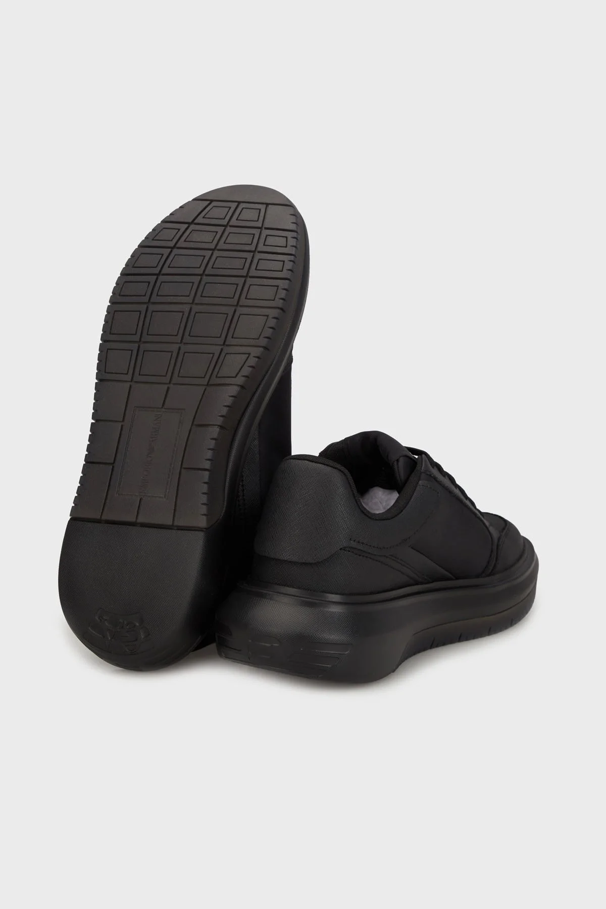 Emporio Armani Logolu Kalın Taban Sneaker Erkek Ayakkabı EM003666 AF19532 MC105 SİYAH - 4