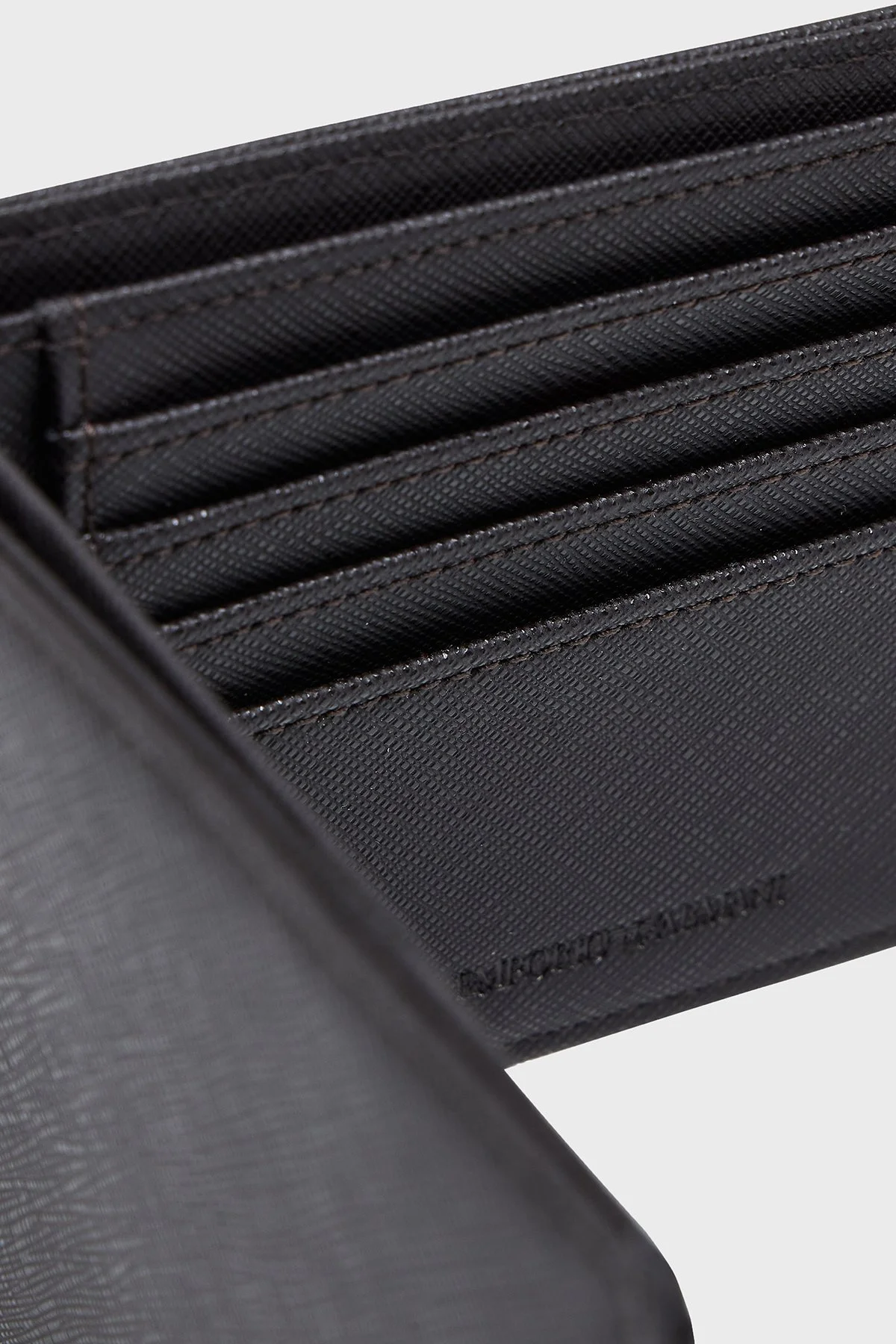 Emporio Armani Logolu Katlanabilir Erkek Cüzdan EM002521 AF13666 UB104 KAHVE - 4