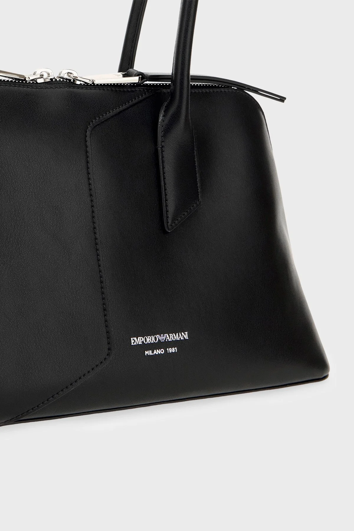 Emporio Armani Logolu Omuz Askılı Kadın Çanta EW005676 AF29741 UC001 Siyah - 5