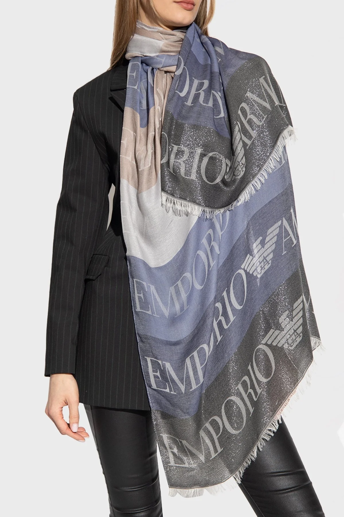 Emporio Armani Logolu Pamuklu 73x190 cm Unisex Şal 635280 3R331 00134 LACİVERT - 2