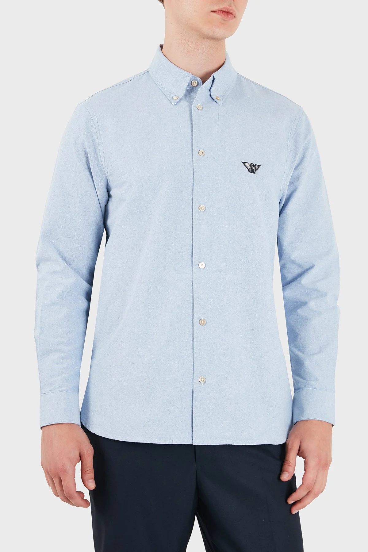 Emporio Armani Logolu Pamuklu Düğmeli Yaka Uzun Kollu Erkek Gömlek EM007368 AF27952 U9324 Mavi - 4
